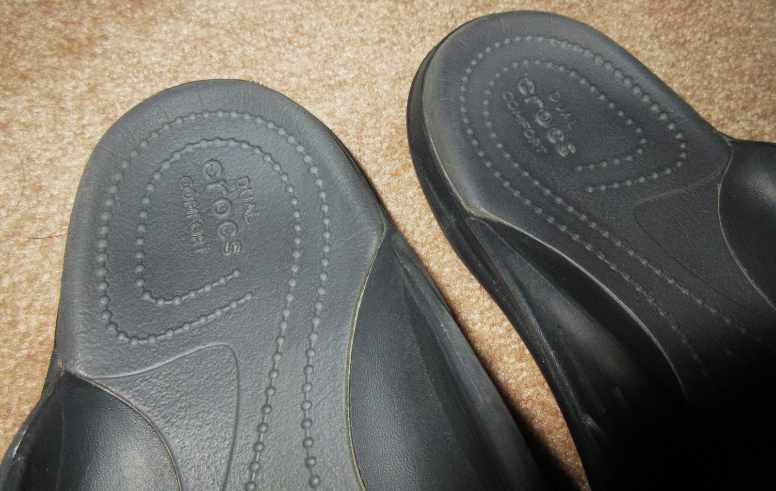 Crocs Dual Comfort Modi Sport Slip On Thong Flip Flops Sandals Black W 9 M 7