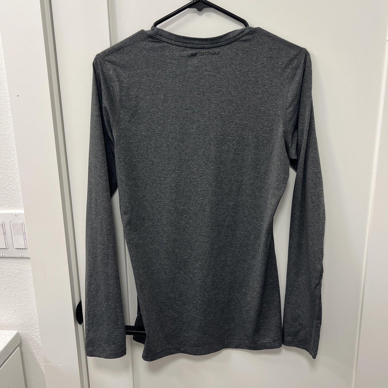 Underarmour Womens Long sleeve heat gear top fitted medium