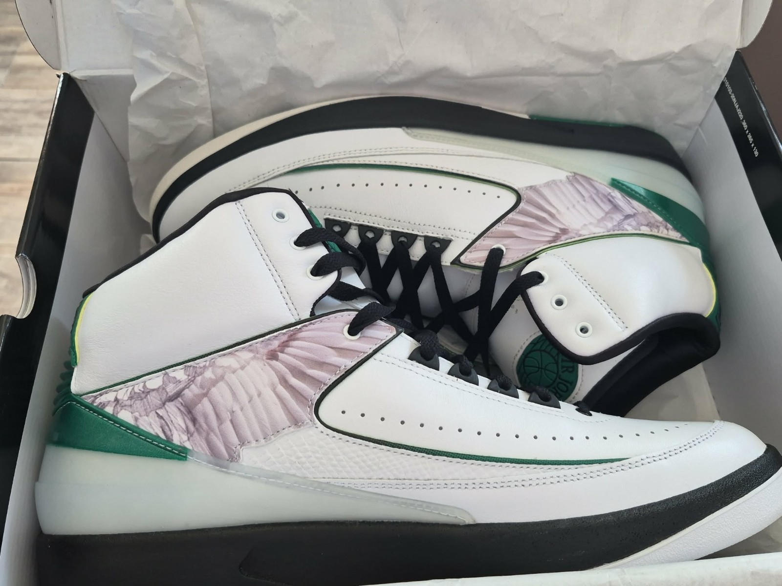 Nike Air Jordan 2 RETRO Mid Top Lace-Up Athletic Sneakers White Green Black NIB