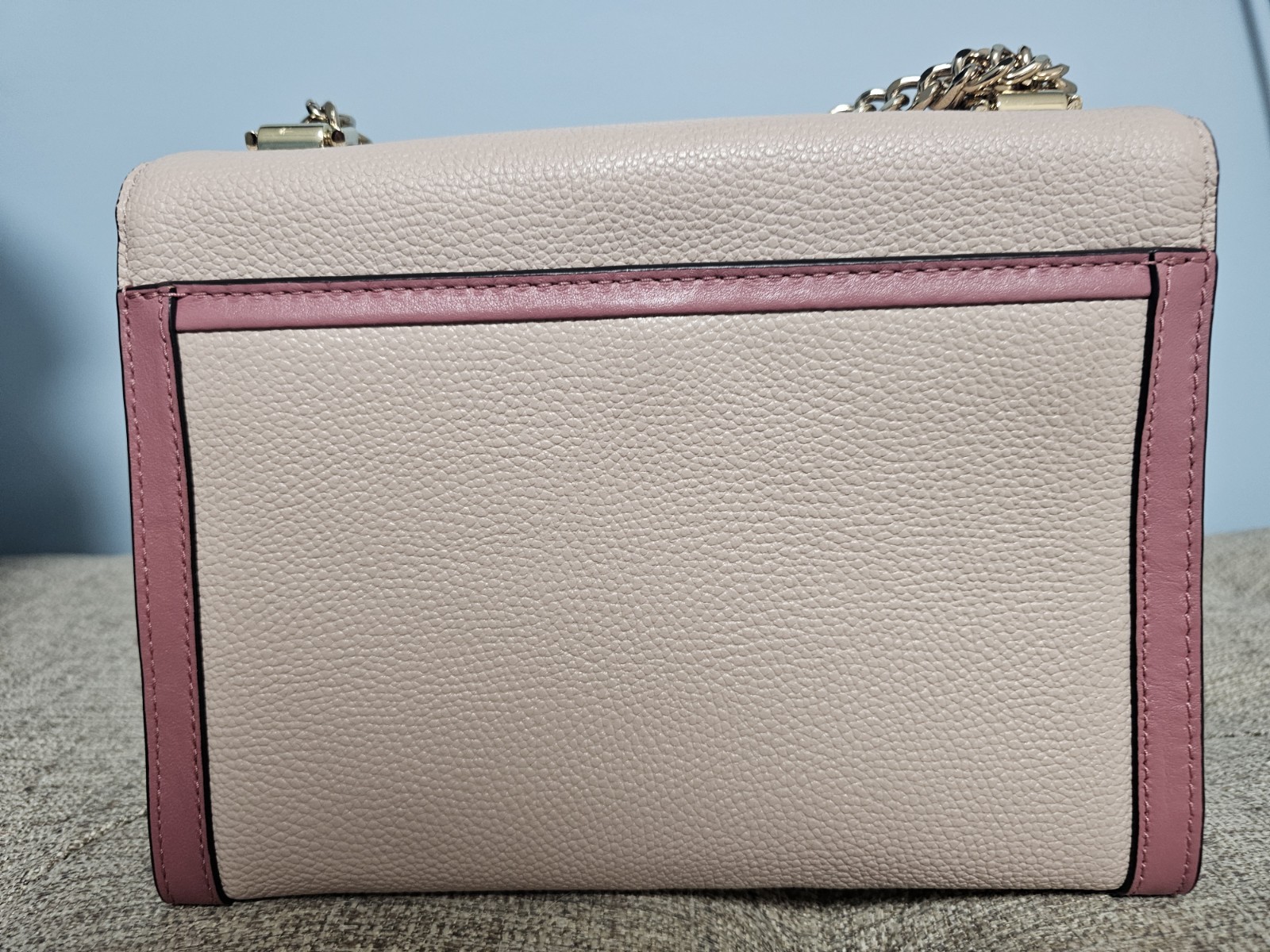 New Michael Kors Whitney bicolor leather small shoulder bag soft pink gold chain