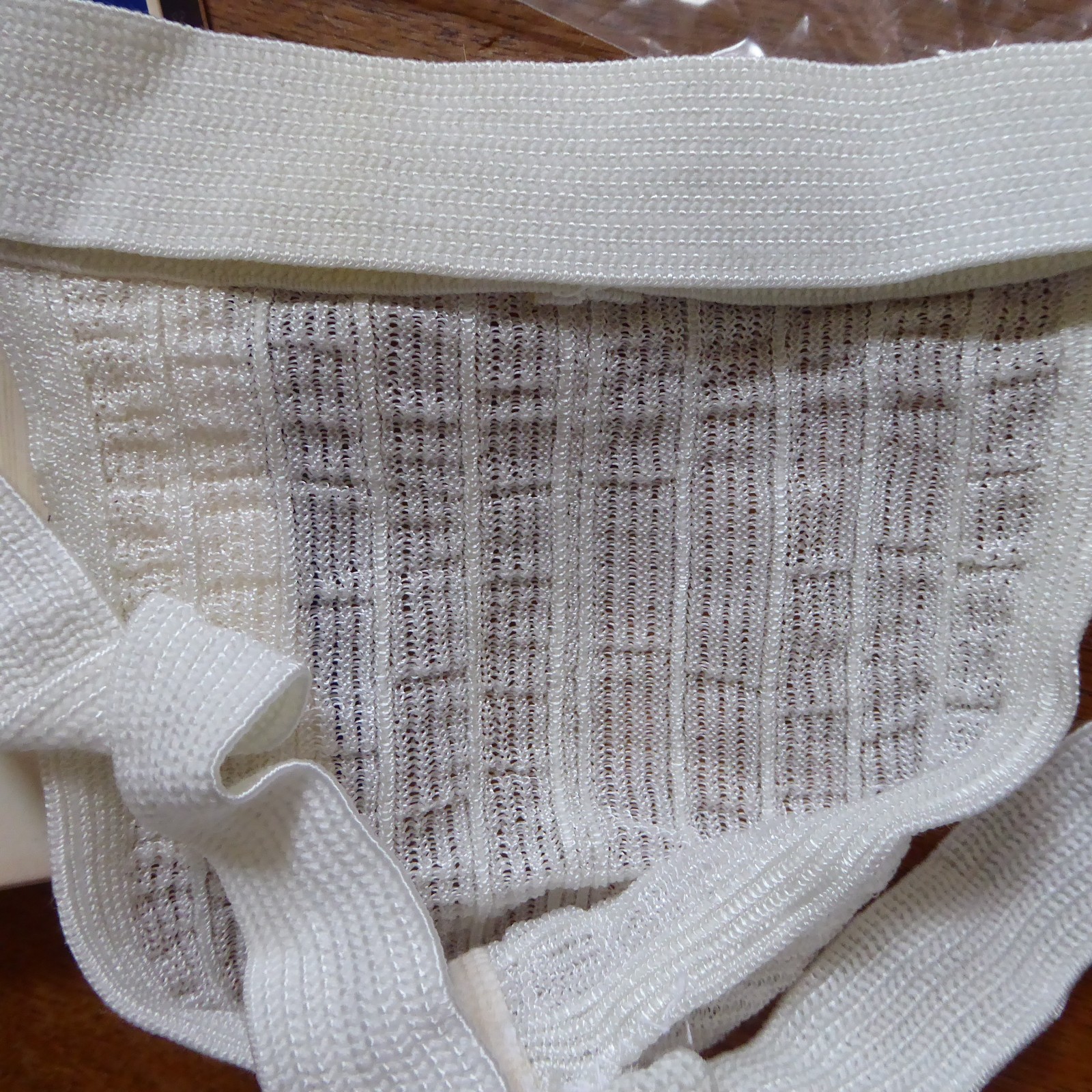 Vtg. Bauer & Black men’s swimmer athletic supporter, S-10, nylon, L, USA, NIB