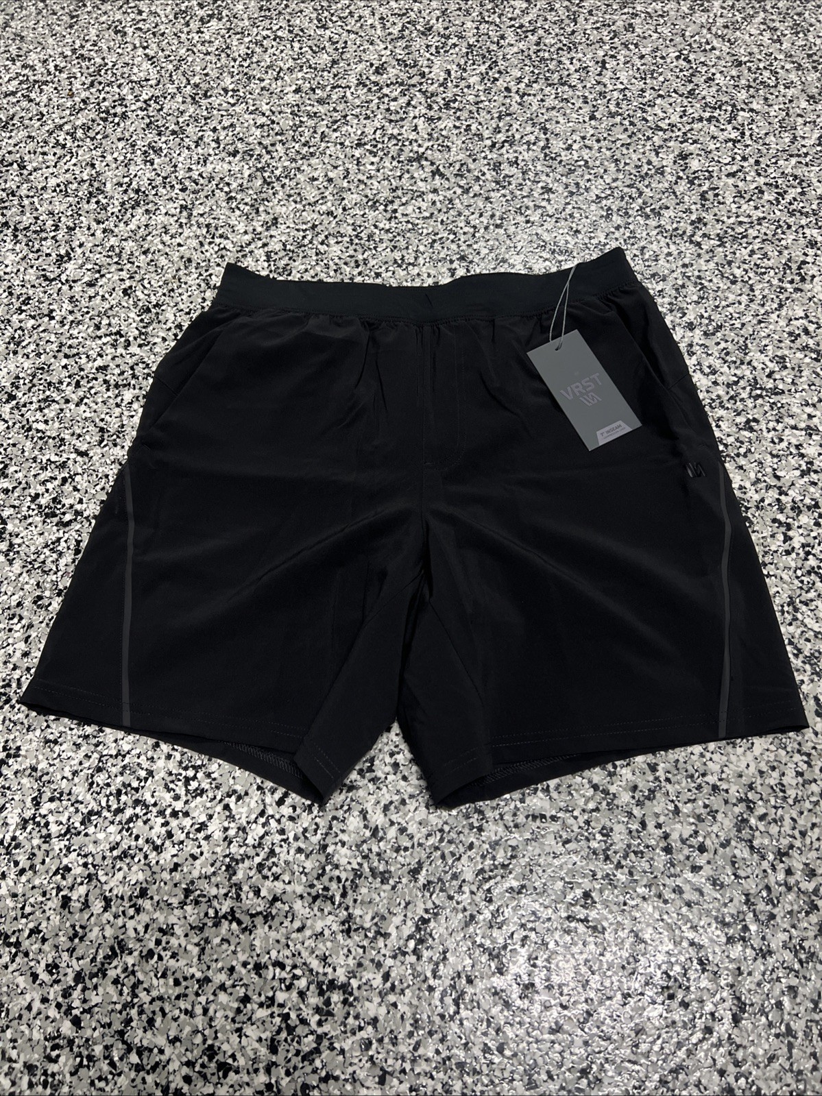 NWT VRST Men’s 7” Stealth Compression Lined Running Shorts Pure Black Sz M