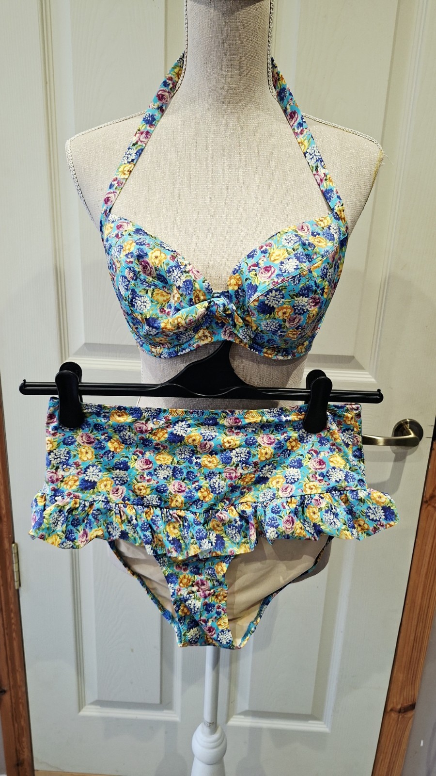 Boux Avenue Women’s Bikini BNWT Floral Size 16 Bottoms 34E Top