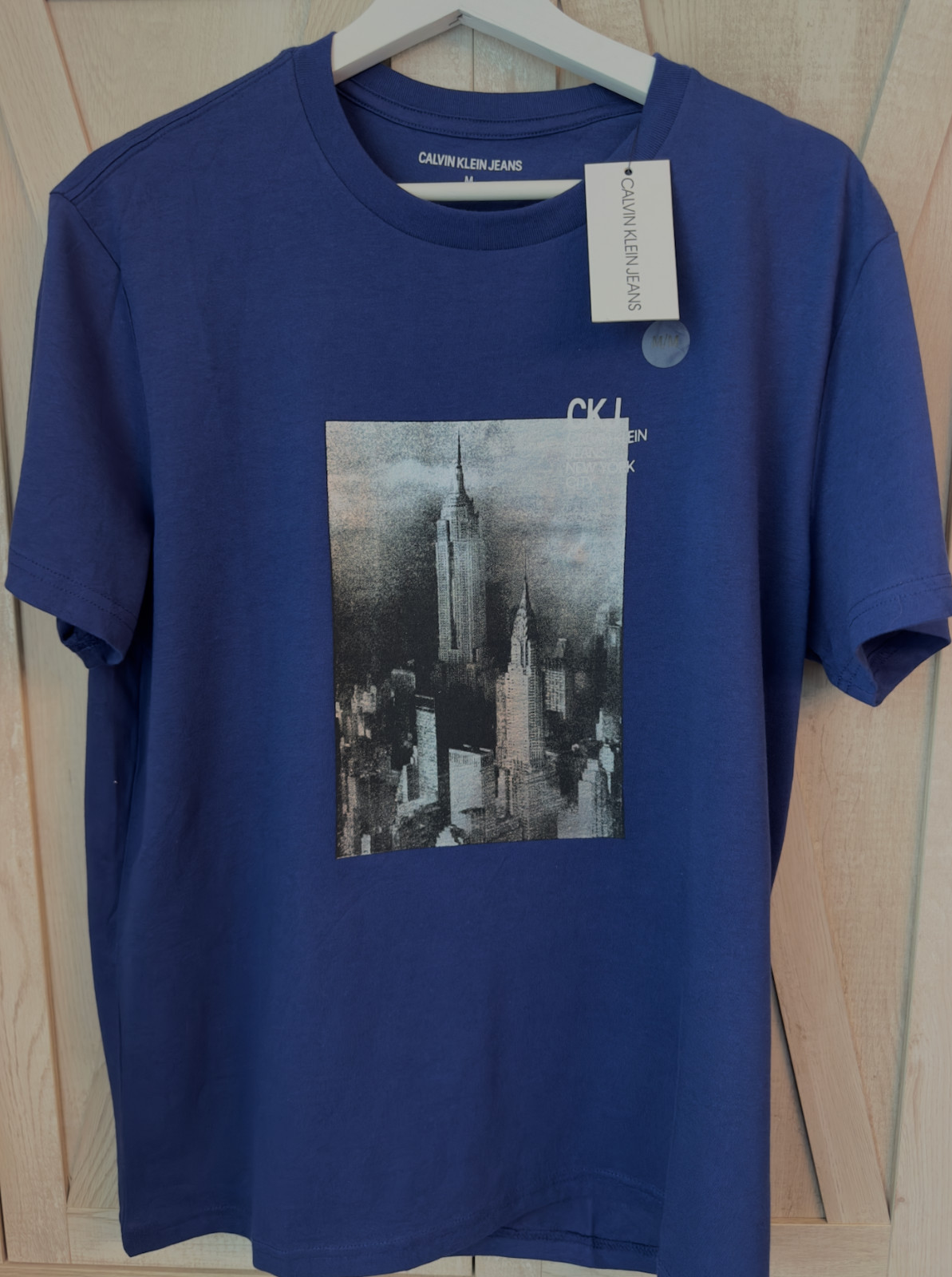 Calvin Klein Jeans T-Shirt New York Skyline Empire State Medium Brand New W Tags
