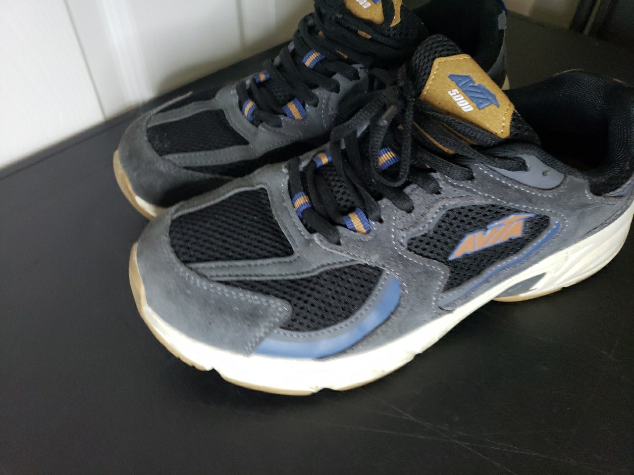 Avia Men’s 5000 Athletic Running Shoes Size 8.5