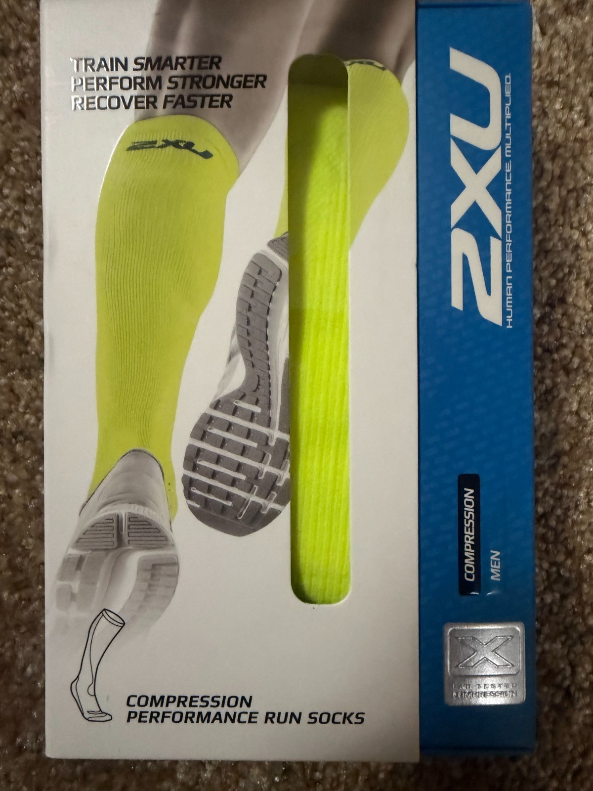 2XU Compression Perf Run Sock Size Large MA2442e Mens