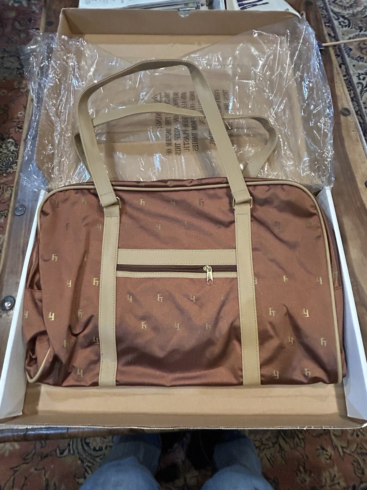FASHION FAIR ~ TRAVEL TOTE BAG, LARGE, 13” T X 18” W X 5.5” D New In Box