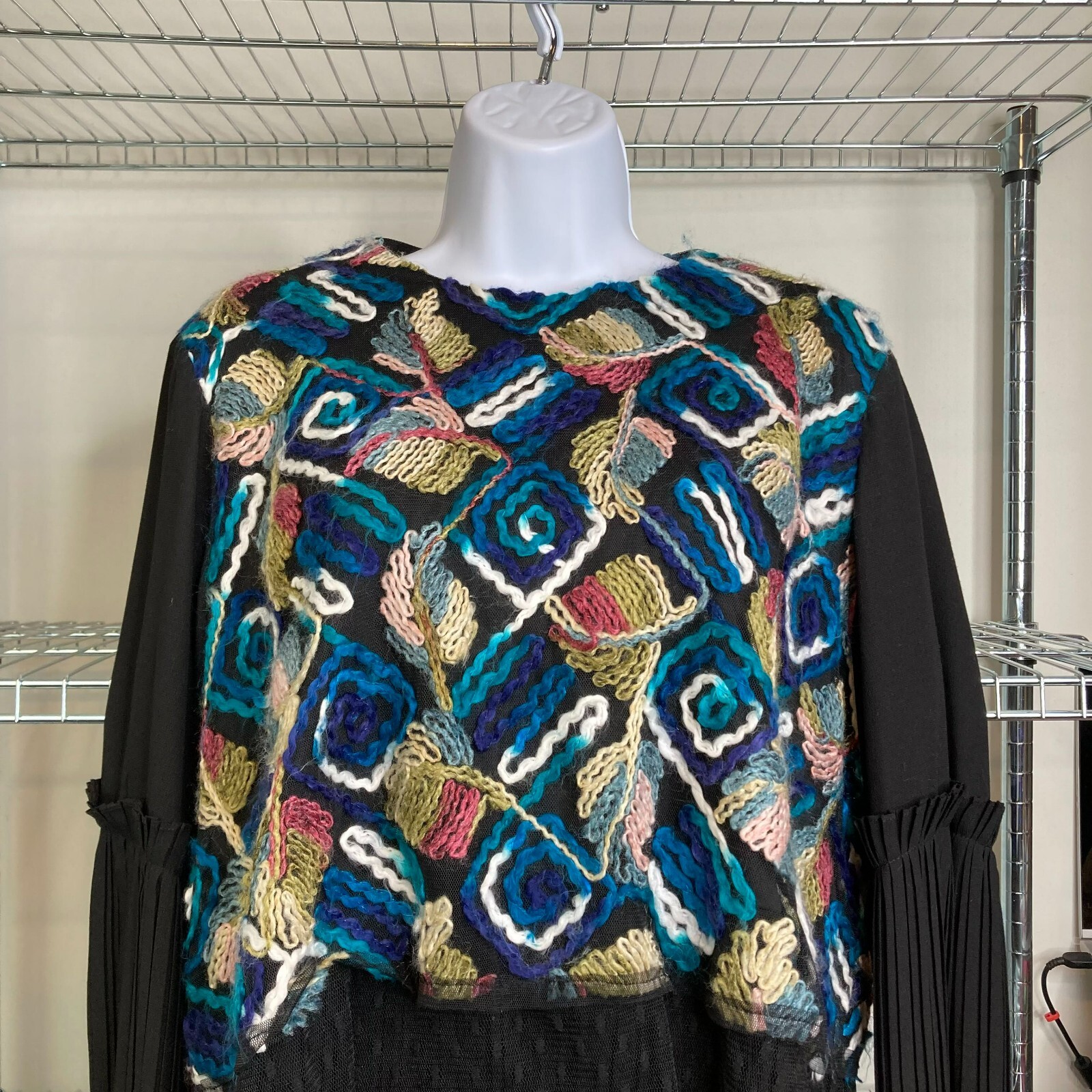 Bianco & Nero Womens Multicolor Embroidered Leaves Top Size 46/XL Artisanal Boho