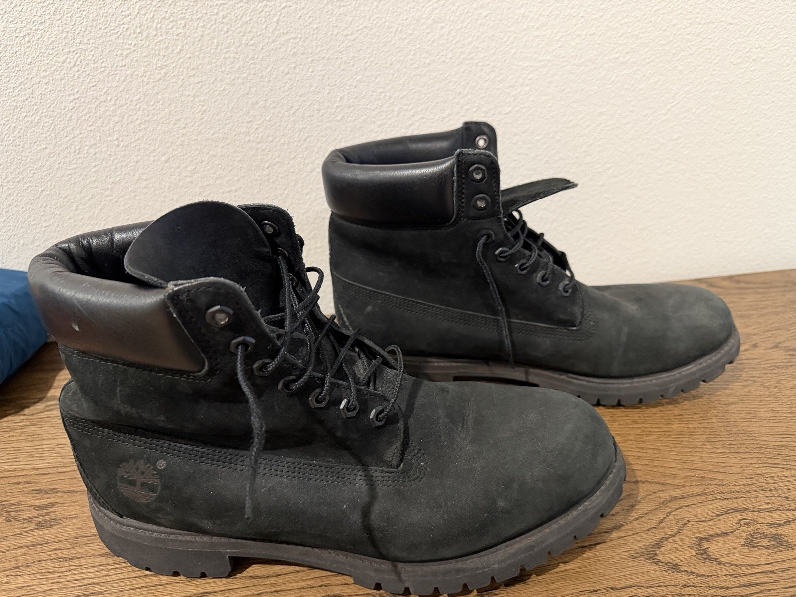 Timberland Men’s 6-Inch Boot 10073 Black Nubuck Size 12m