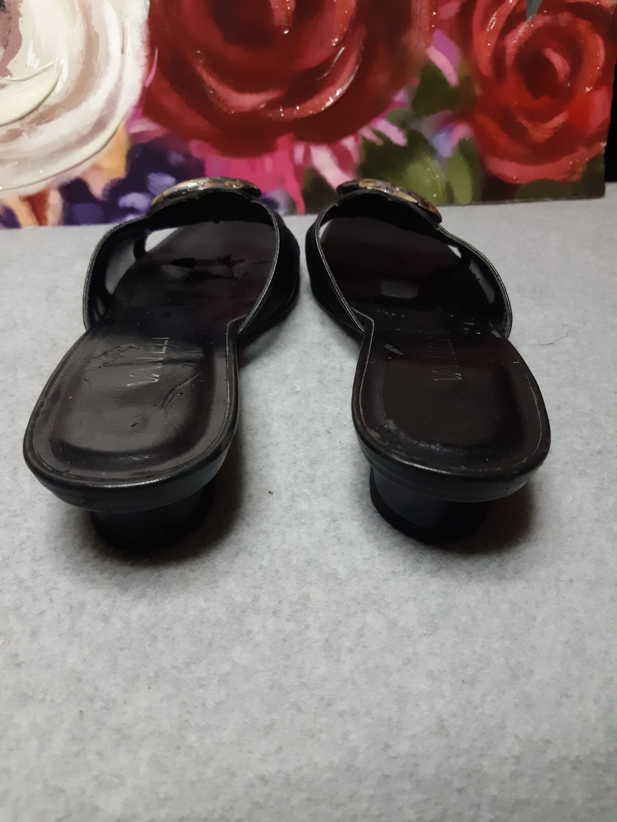 Vaneli Womens Slip On Black Leather w/ Mesh and Abalone Shell Sz 6.5N