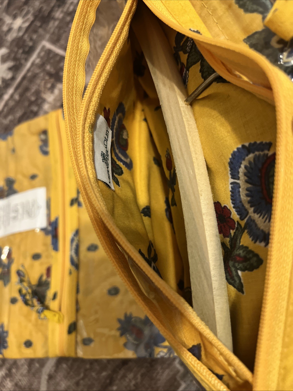 Vera Bradley 100% Cotton Feminine Floral French Yellow Hanging Organizer USA