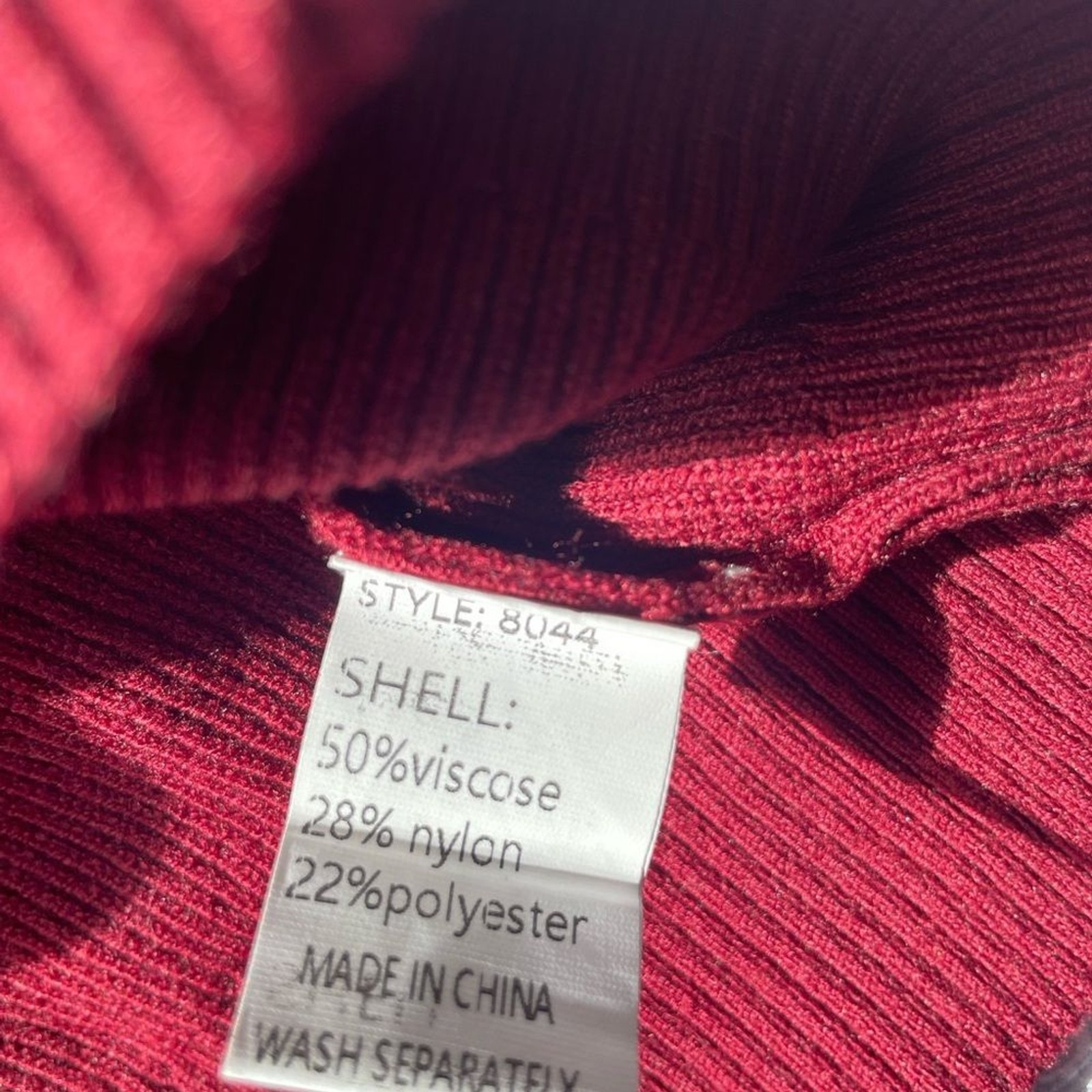 Pretty Garden Ruched Knit top, Burgundy Sweet Heart Neck Cropped Long Sleeve NWT