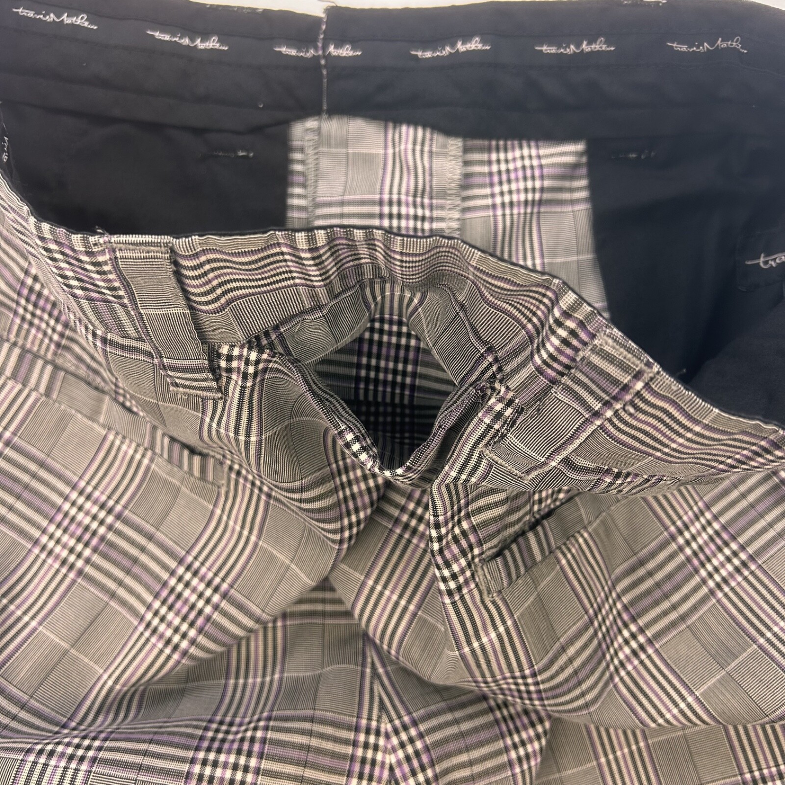 Travis Mathew Men Black Purple Madras Polyester Golf Shorts 32