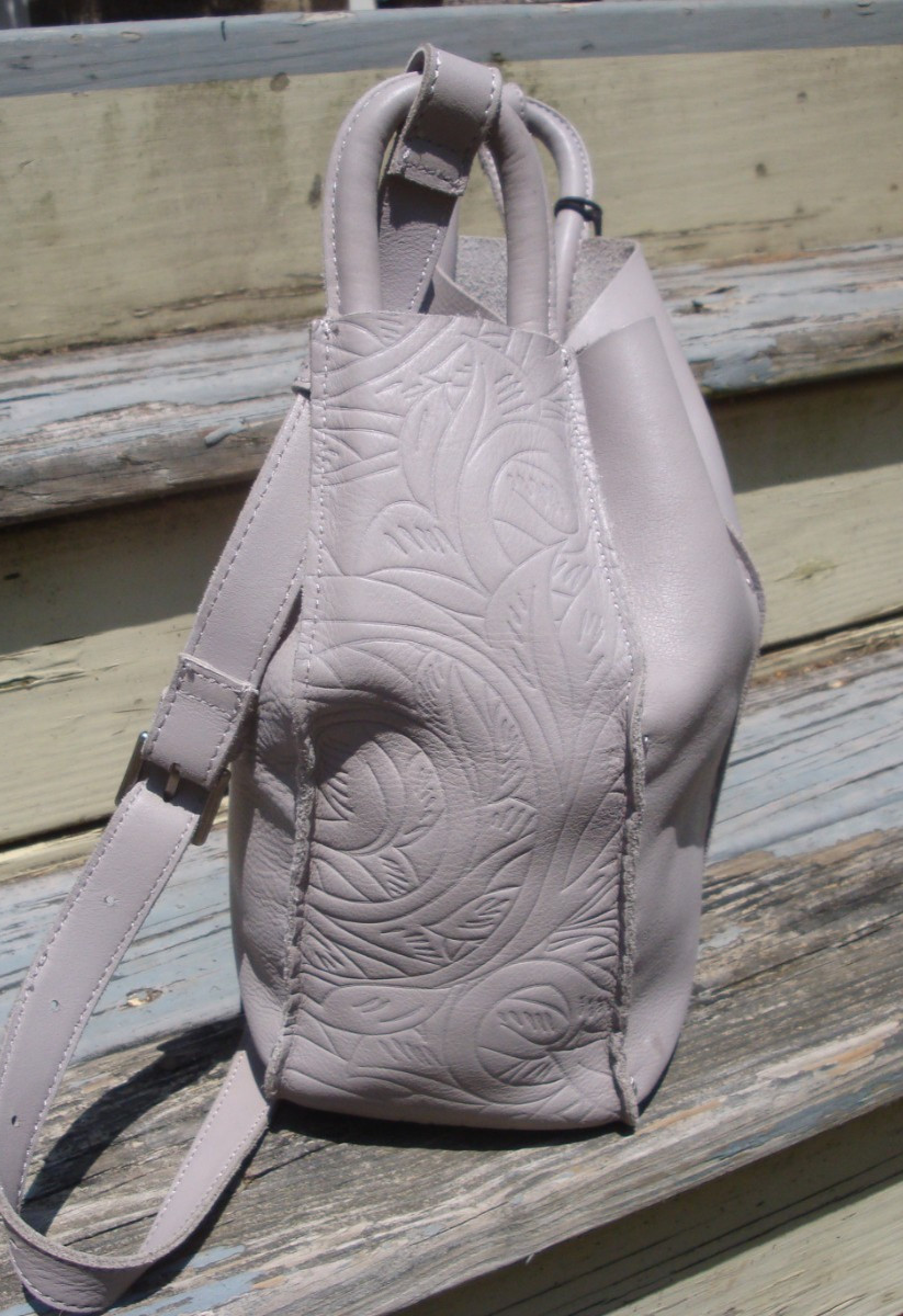 THE SAK Los Feliz Embossed Crossbody Gray Leather Boho Handbag Hippie Bag Fringe
