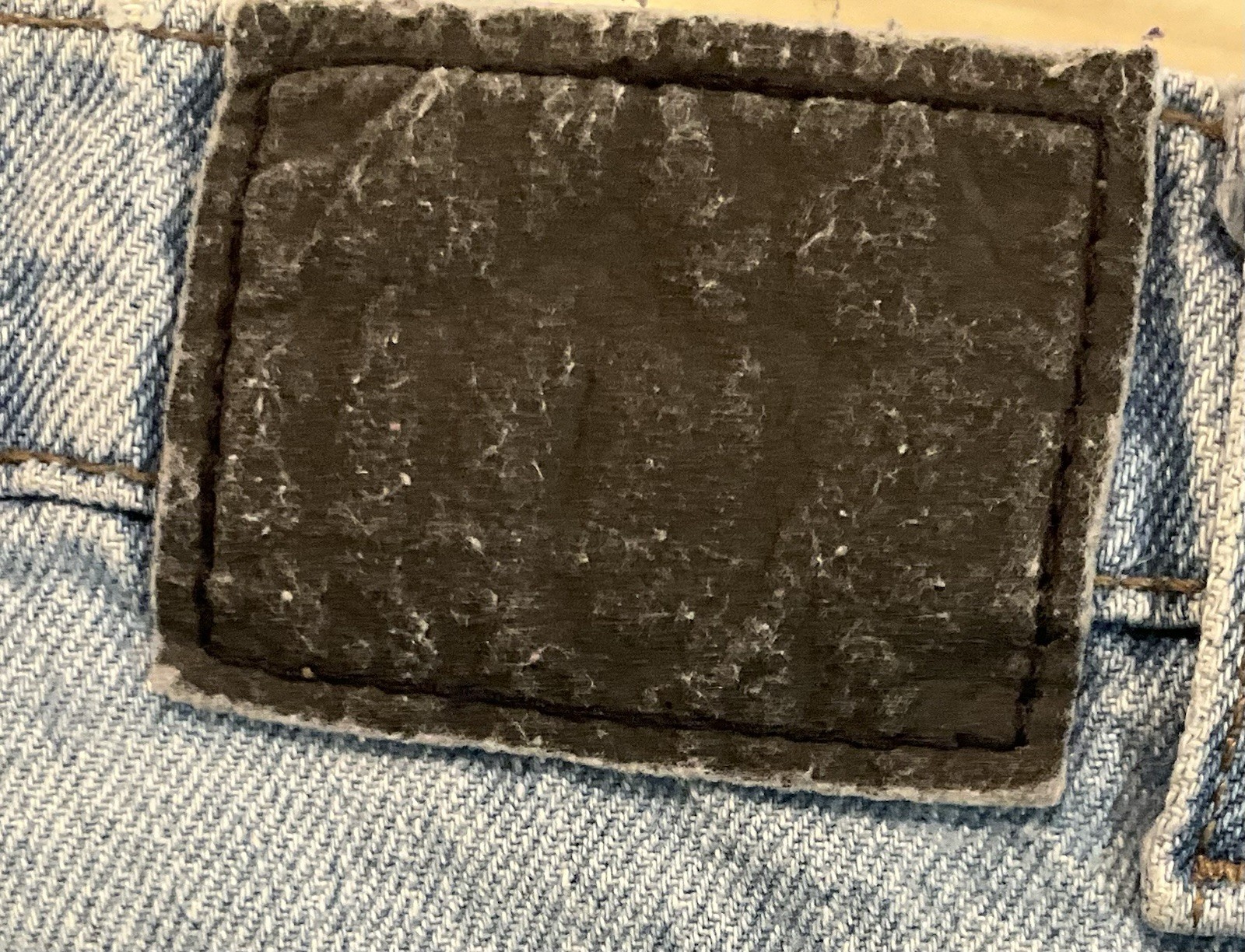 Vintage Levis SilverTab Loose Fit Jeans Light Wash Made in USA 32×30 Distressed