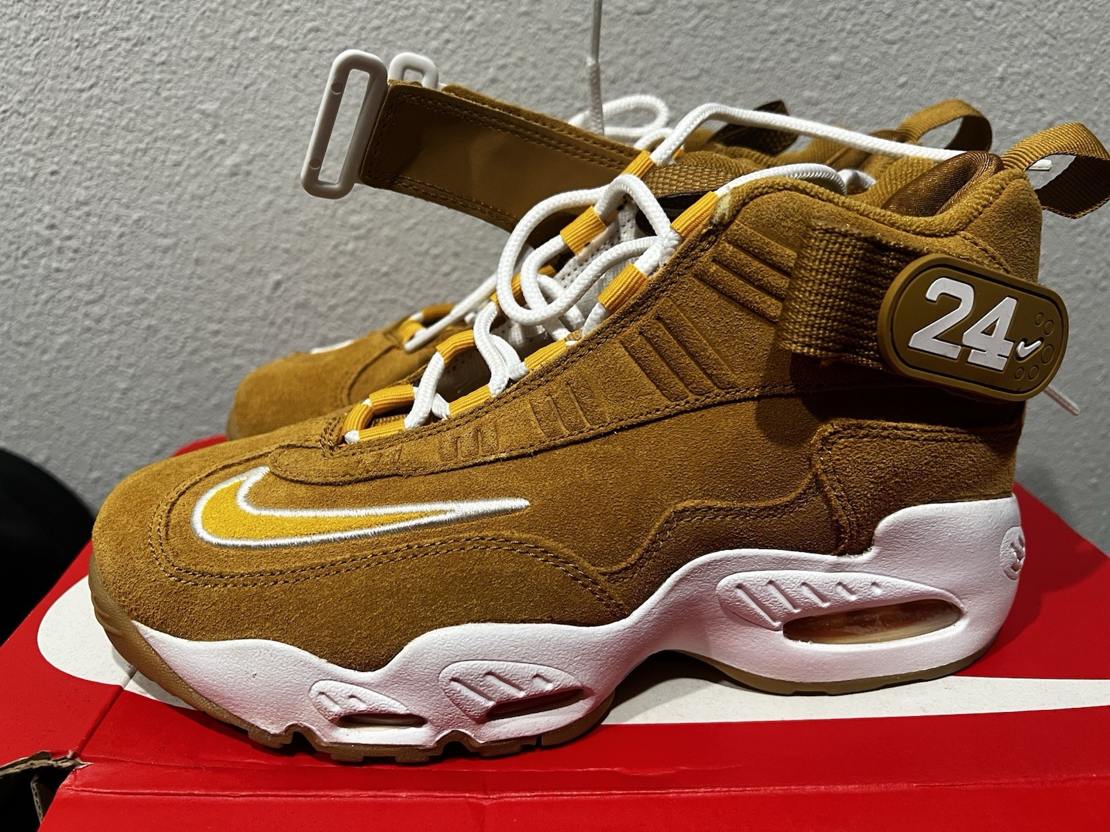 Size 5.5 (GS) – Nike Air Griffey Max I Mid Wheat