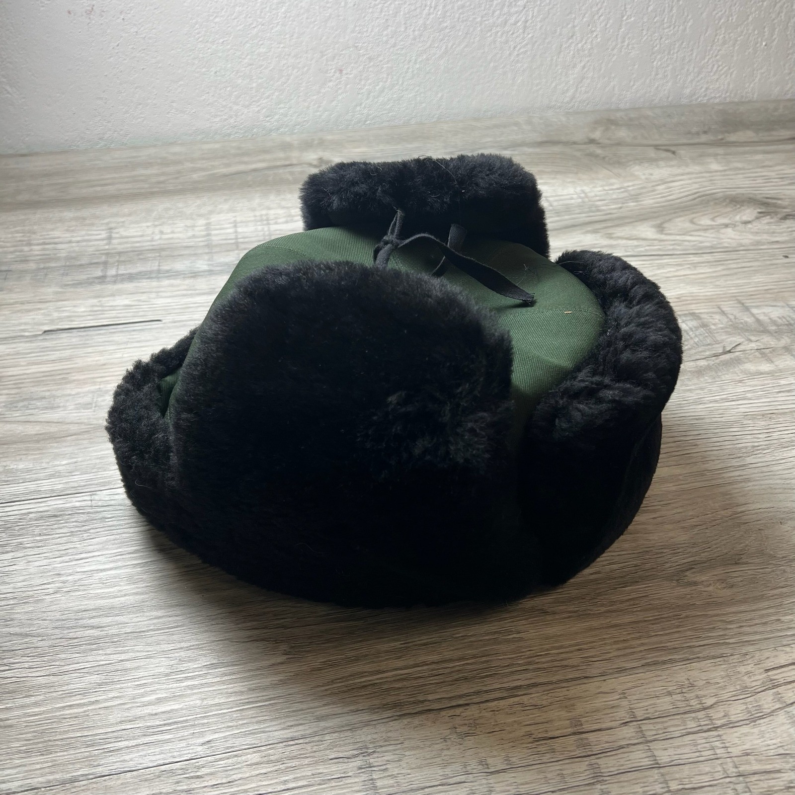 Military Ushanka Trapper Hat Unisex Size 59 Green Black Faux Fur Winter Cap Z95