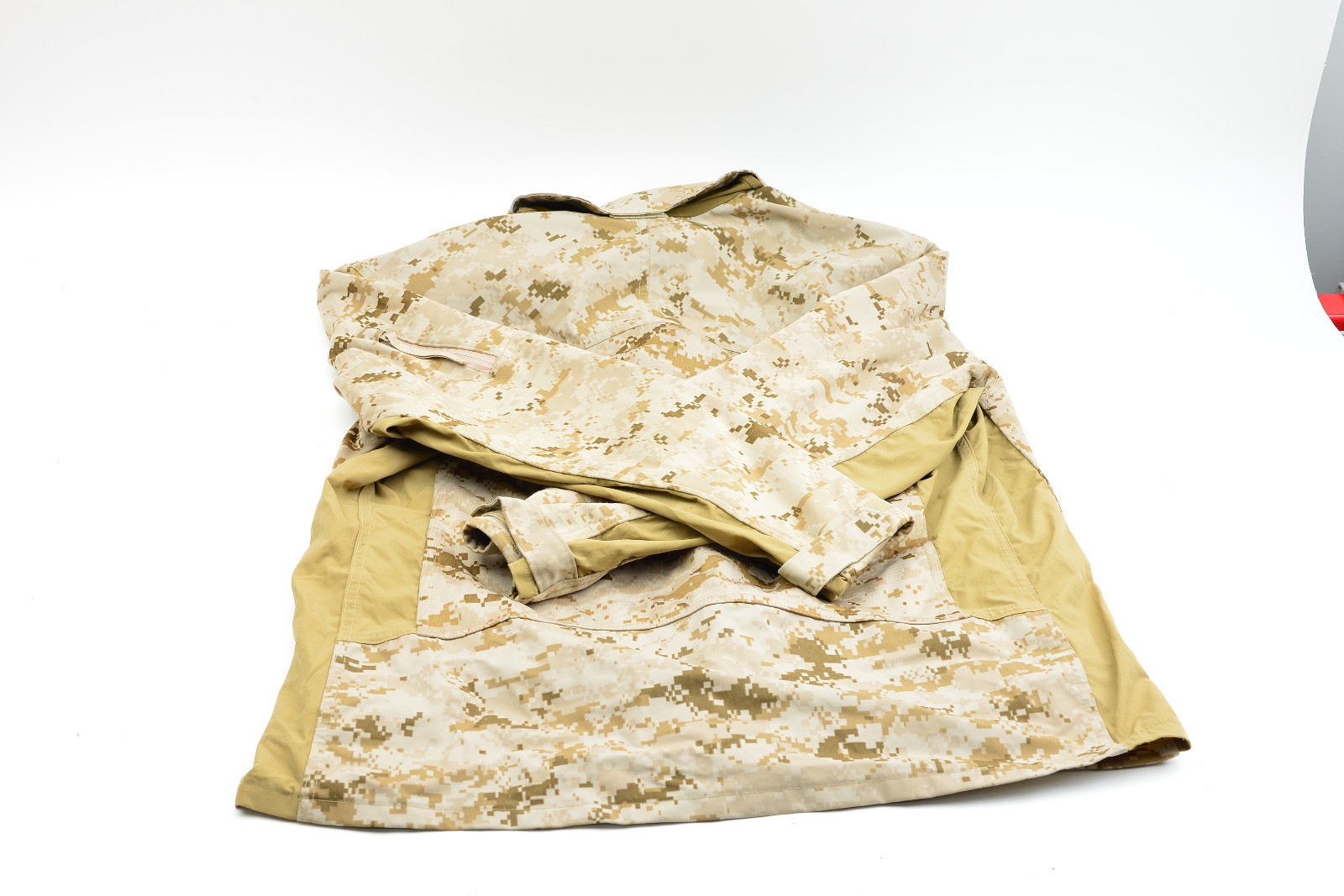 Combat Desert Jacket 180S CDJ USMC MADE IN USA SMALL Desert Digital Marpat.
