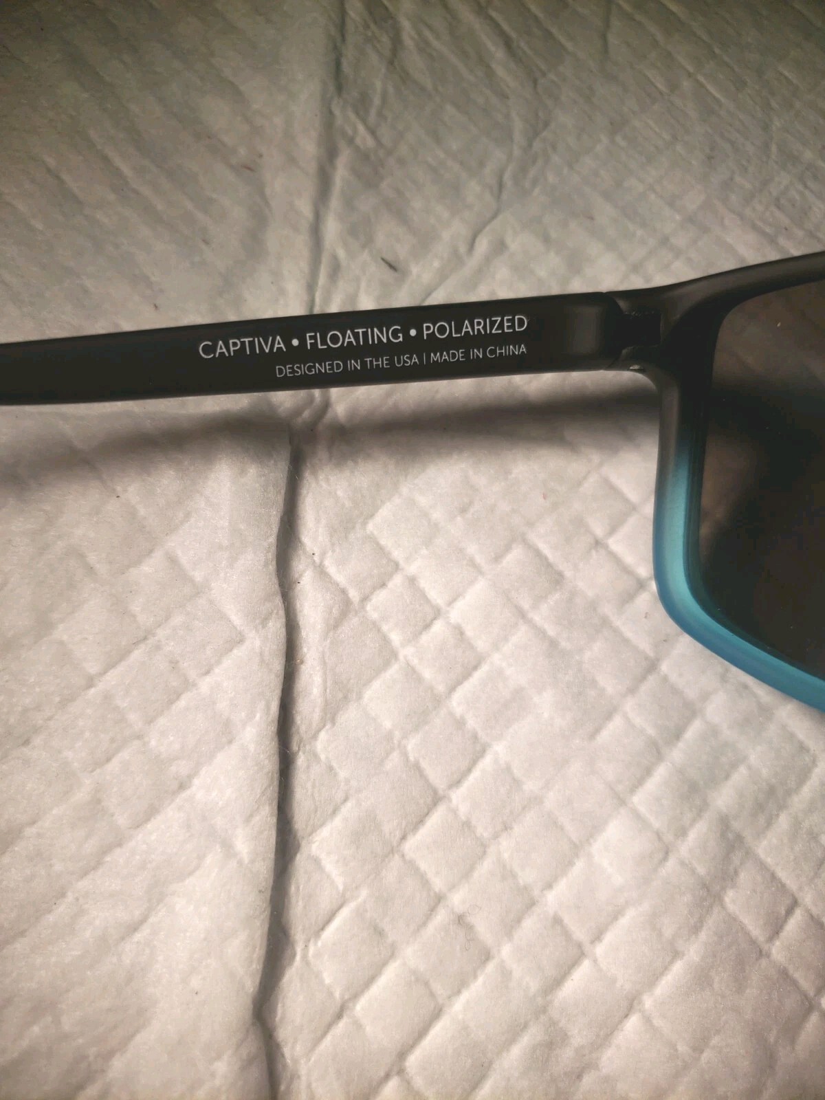 Geckobrands Waterproof / Floating Polarized Captiva Sunglasses Black/neon Blue