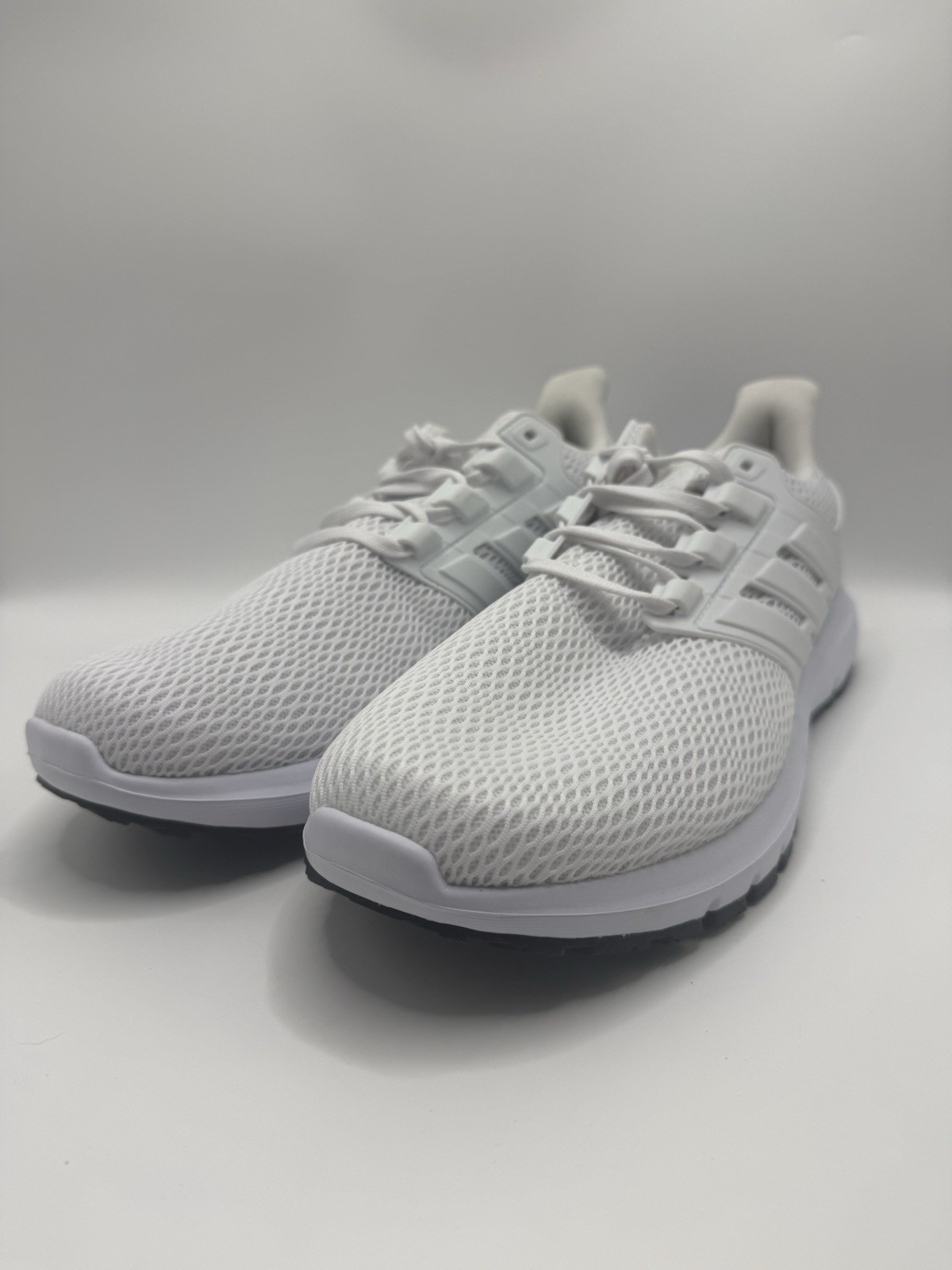 Adidas Mens Sz 11 Ultimashow FX3631 White Running Shoes Sneakers Athletic NWOB