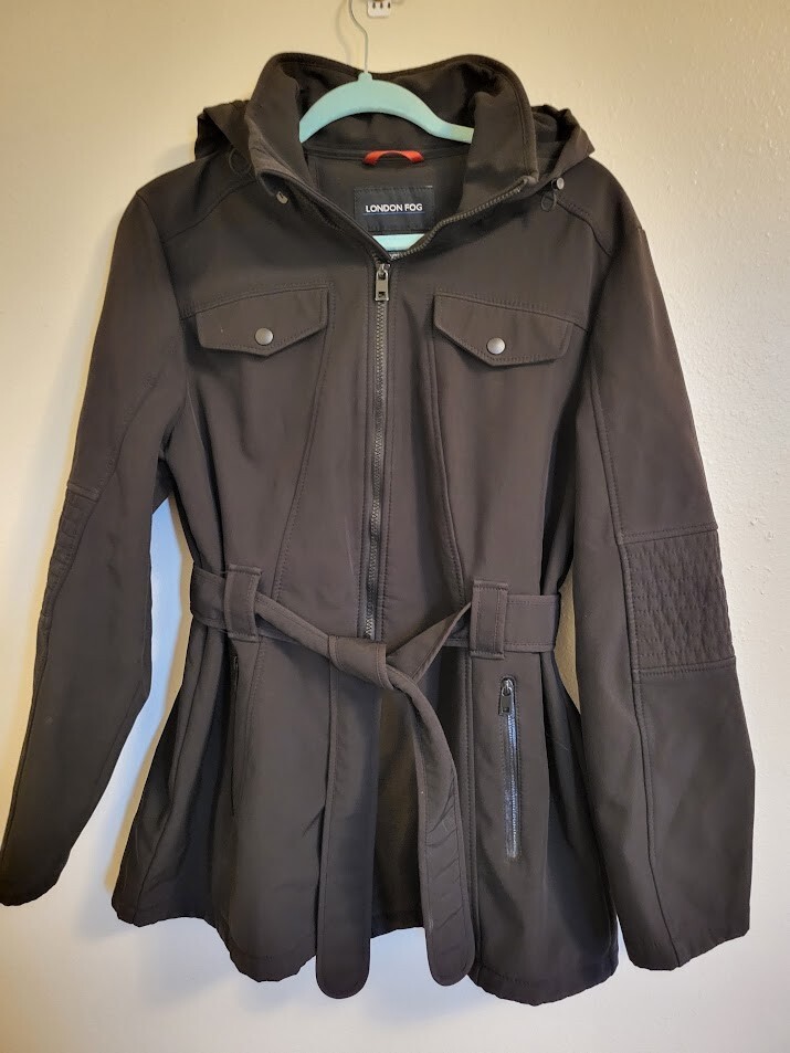 Women’s Towne by London Fog Belted Soft Shell Jacket Size Large Black