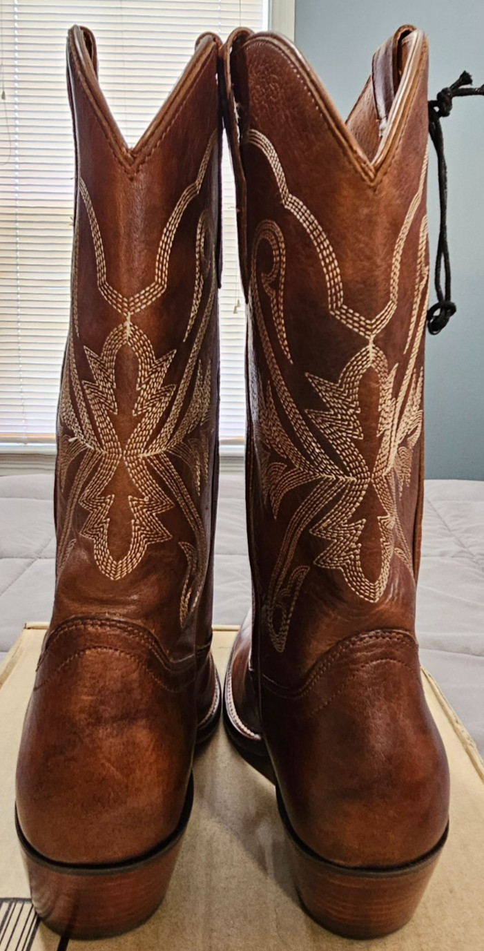 Idyllwind® (Women’s 10 B) Buttercup™ Square Toe Western Boots in Brown – $230