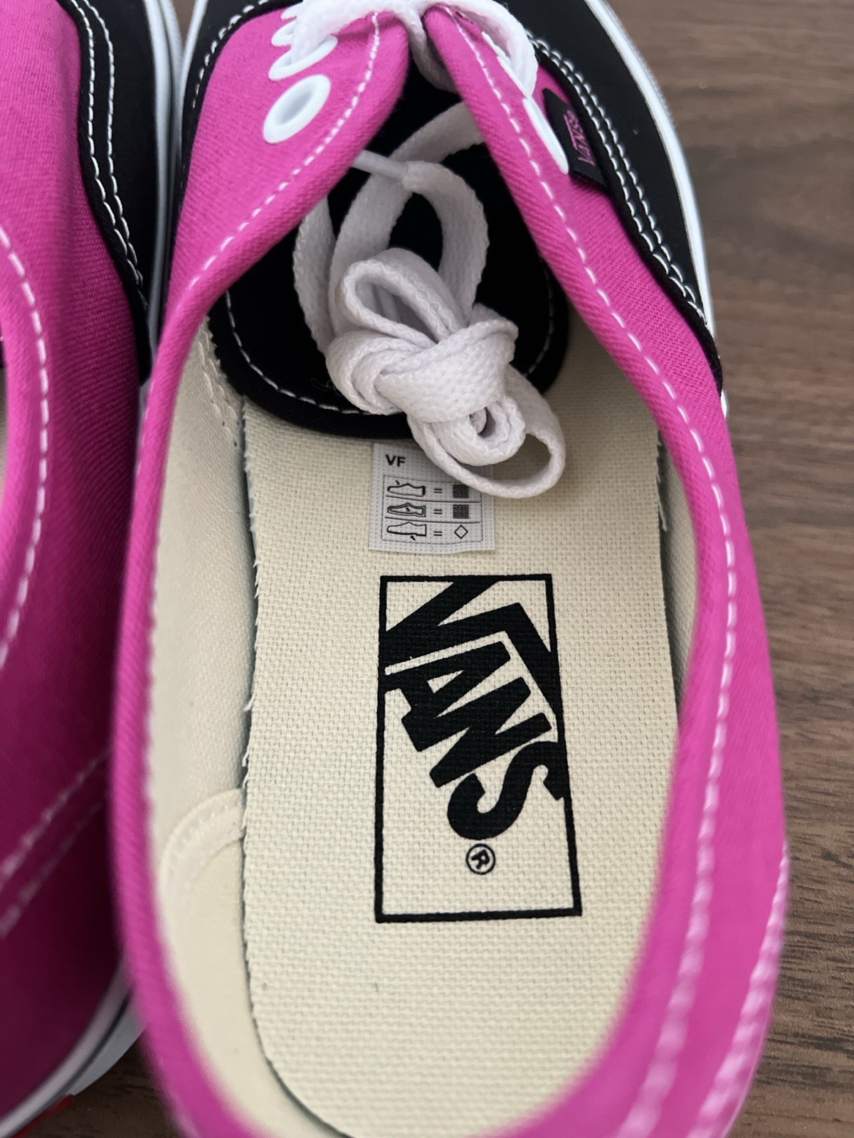 Vans Authentic Pop Raspberry Rose Pink Canvas Skate Sneakers Shoes Size 5 Mens