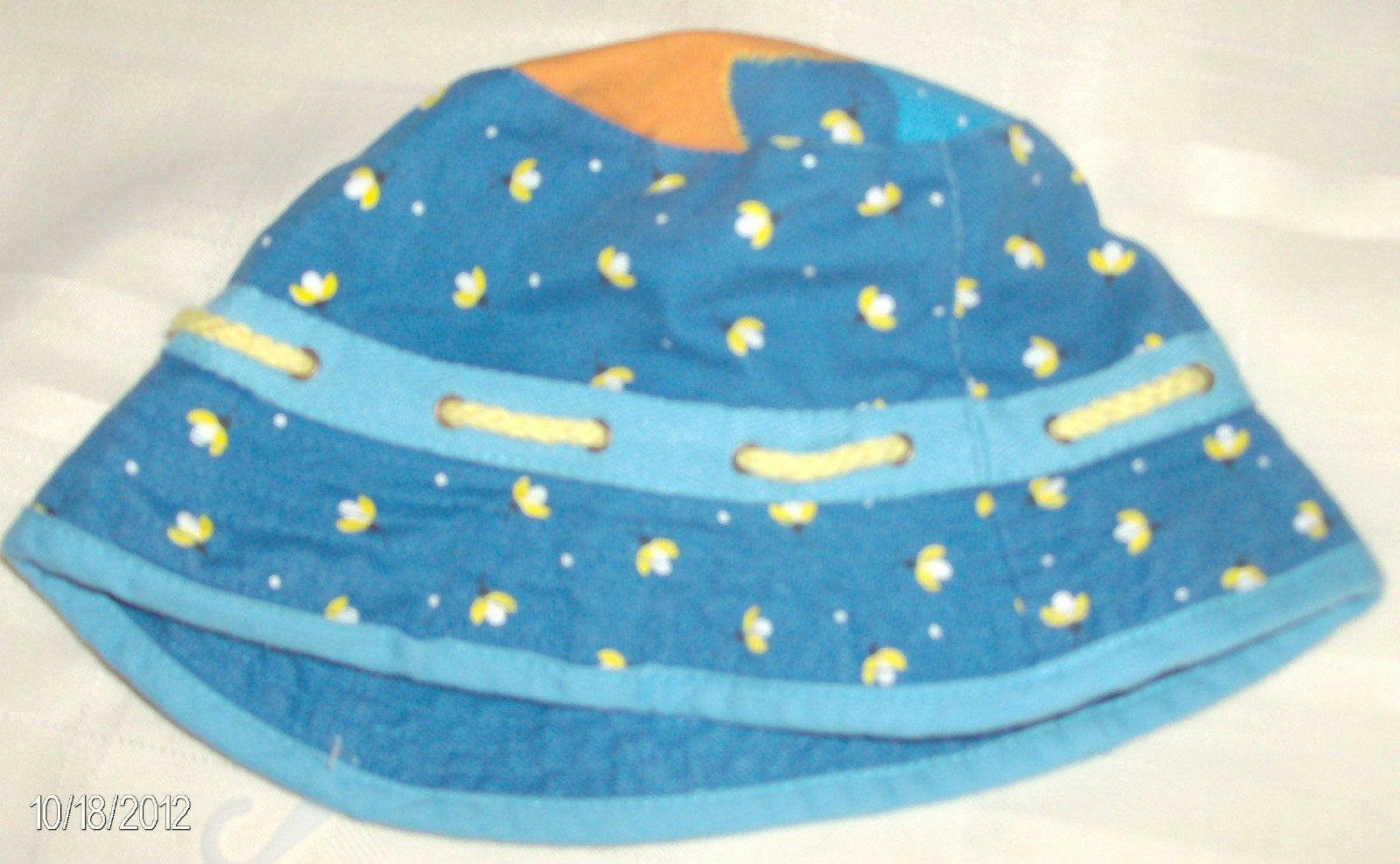 Backyard and Beyond Toddler Bear and Bees Bucket Hat One Size Fits Most