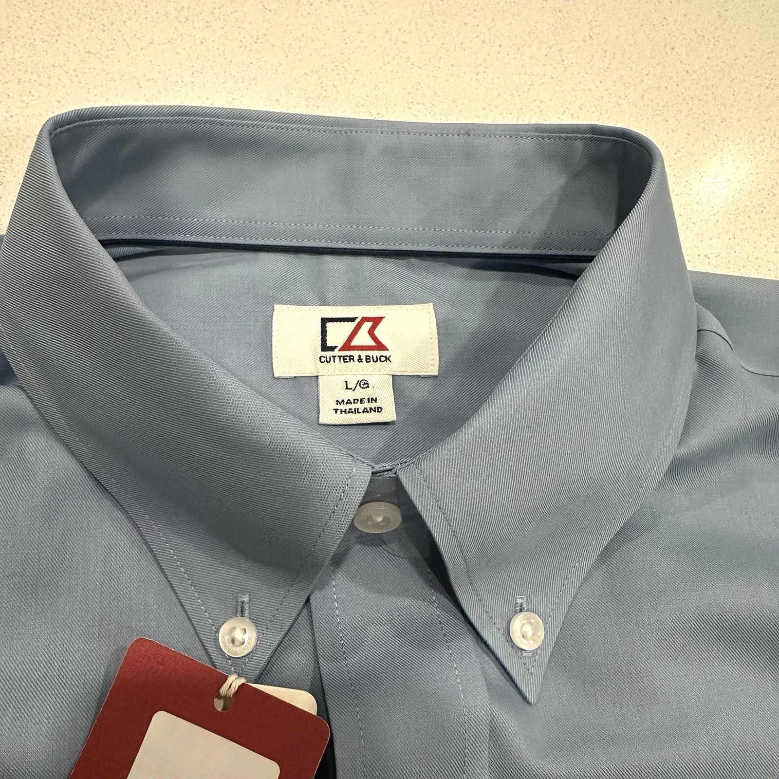 NEW Cutter & Buck Men’s Large Easy Care Blue Button Up Shirt Polyester Blend