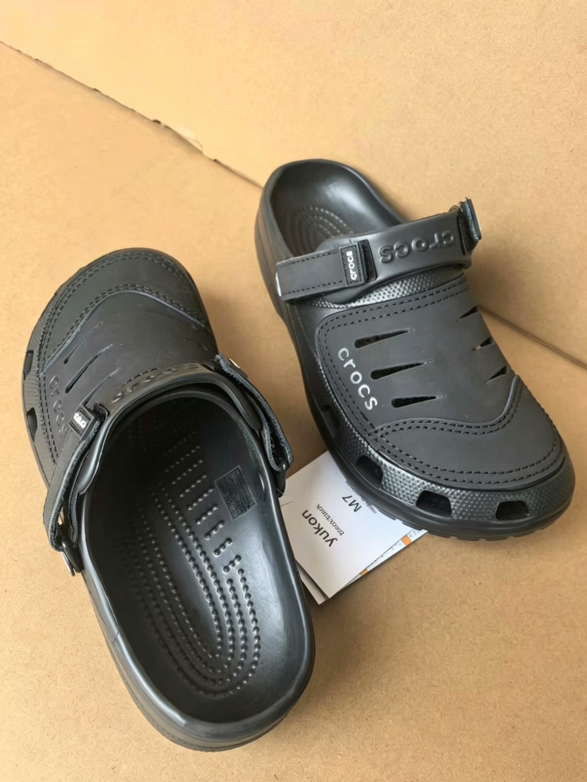 NWT Men’s Classic YukonCrocs Clog Slip-on Casual Sandals