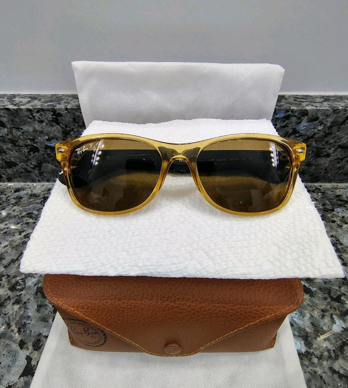 55-18mm RAY BAN RB2132 HONEY BROWN/BLACK BLEND POLARIZED NEW WAYFARER 945/57