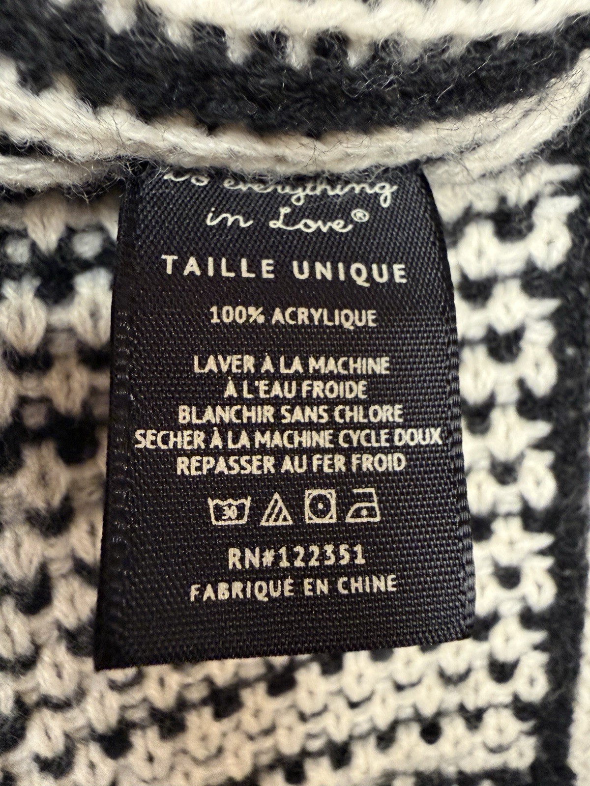 ANTHROPOLOGIE Do Everything In Love Poncho ONE SIZE Black/Cream Acrylic Knit
