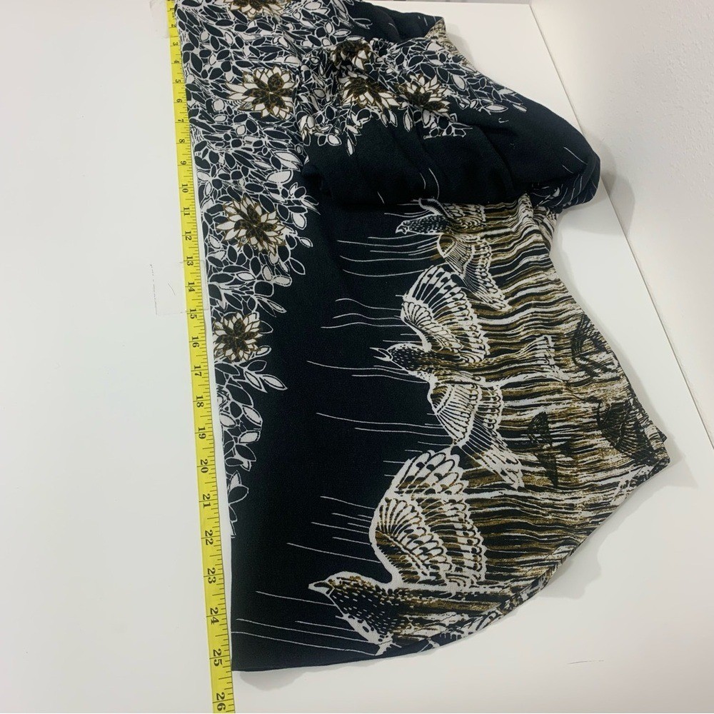 Free People Birds of a Feather Dark Floral White V-Neck Woman XS Bohemian Top