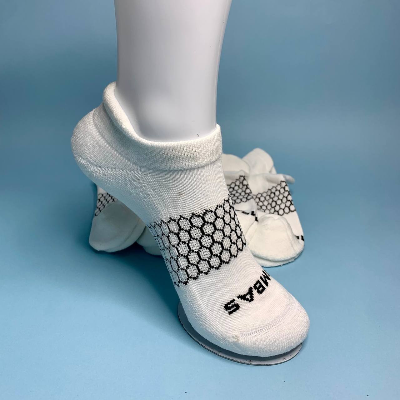 Bombas Women’s Ankle Socks 4 Pair Pack White Black Size S Small M L Multi Size
