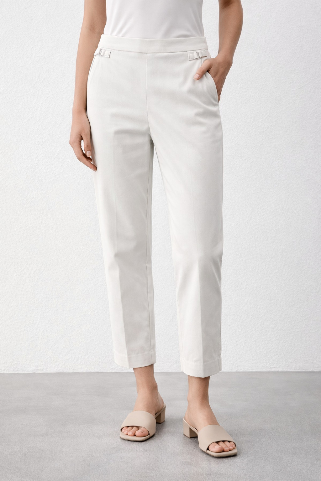 Counterparts Woments pull on stretch ankle length front pockets hardware Pants