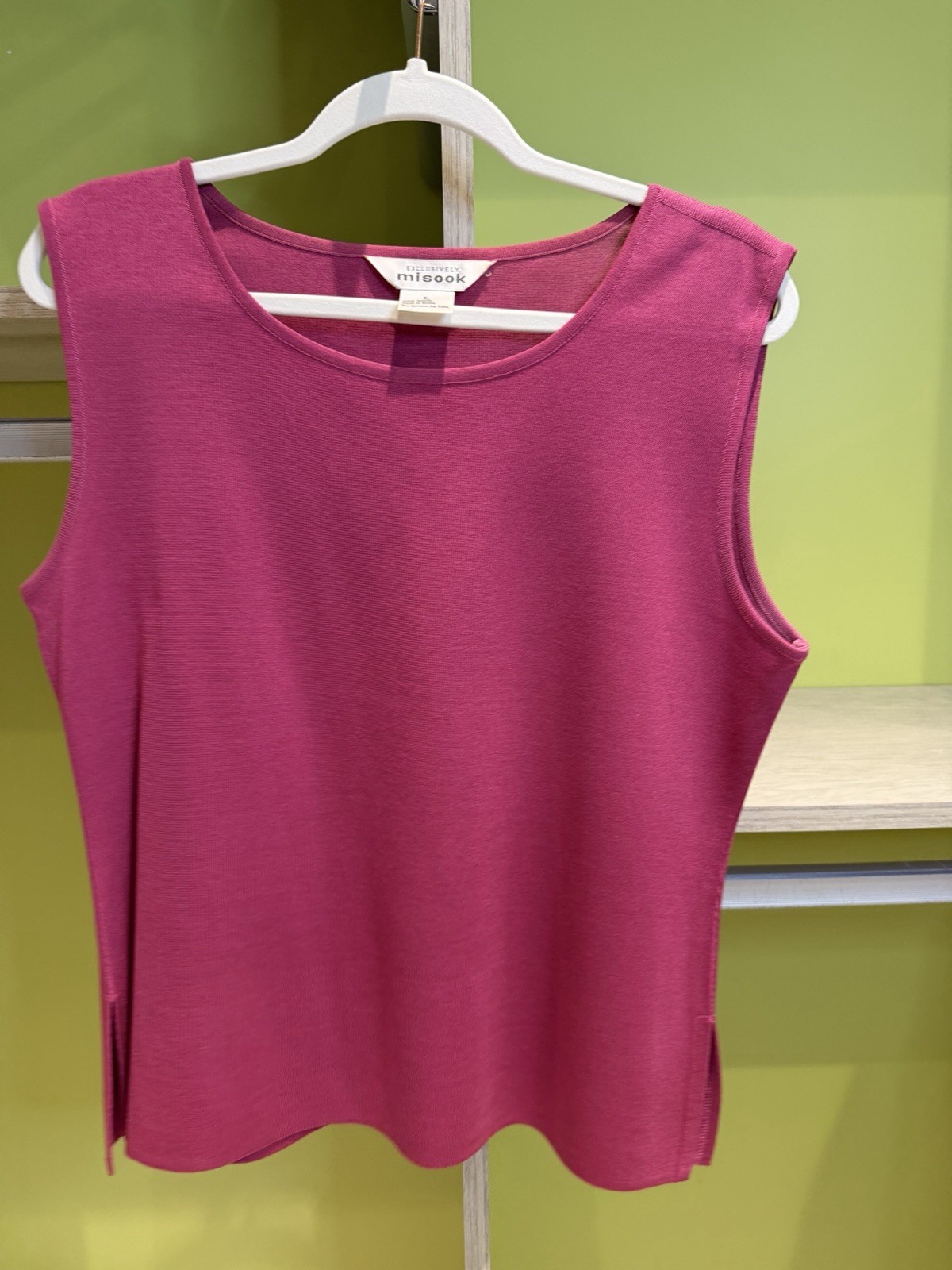 Misook Woman Tank Top Lightweight Knit Sleeveless Pink L