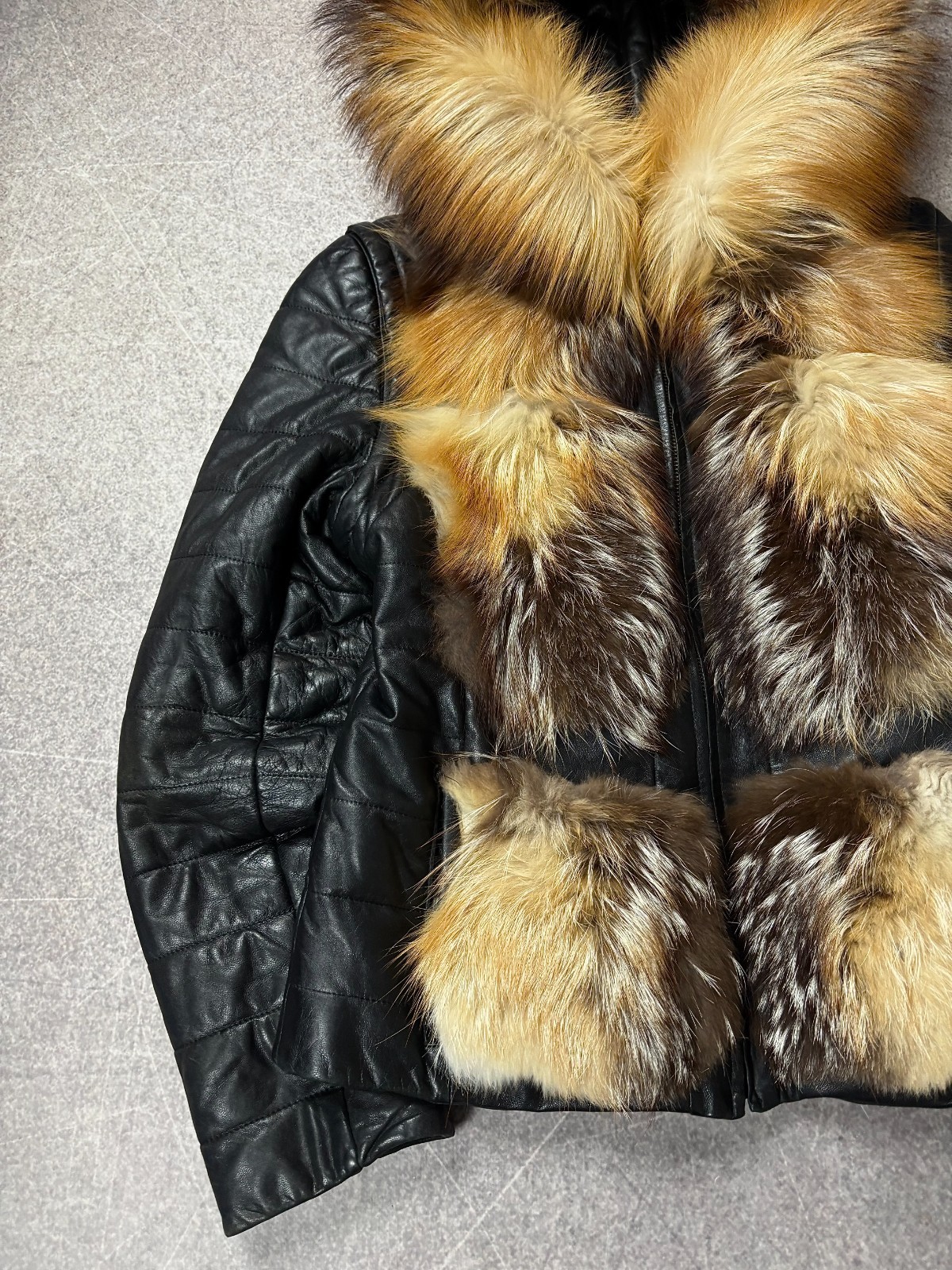 2000s JAPANESE ISSEY MIYAKE STYLE RARE LUXURY FUR/LEATHER BOMBER JACKET
