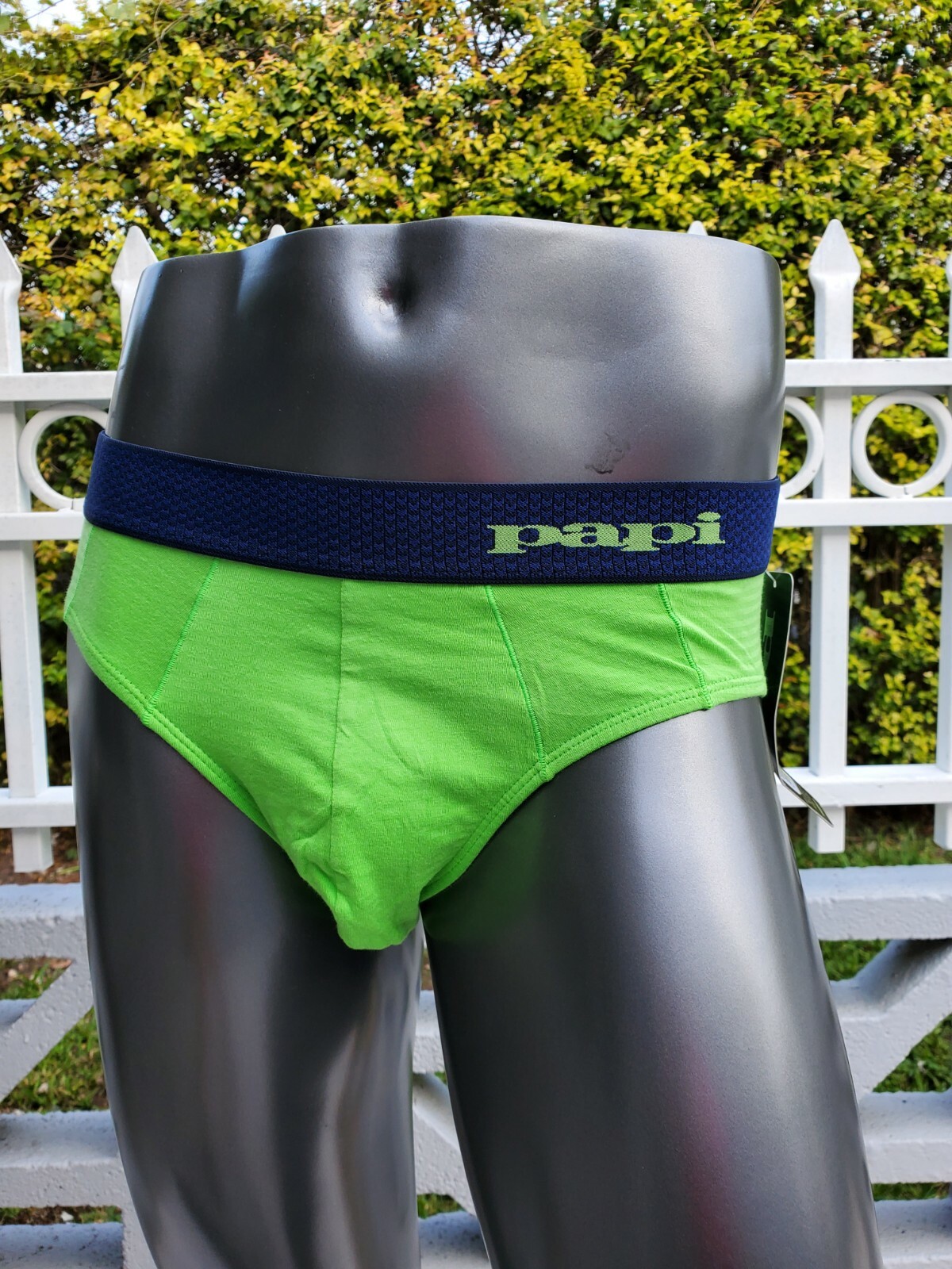 Papi Men’s cotton stretch brief underwear size medium.