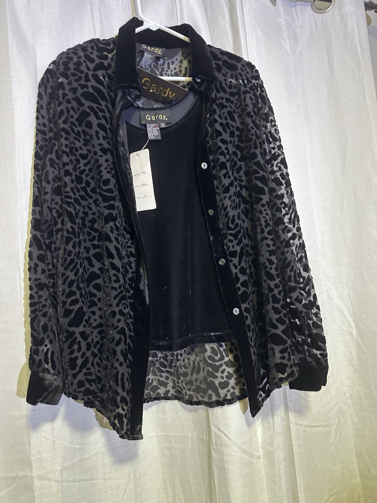 Gardy Brand Zebra Print Button-Down Blouse with Undershirt Size Medium
