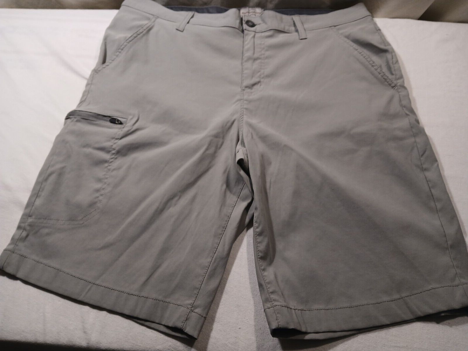 Weatherproof Hike/Casual Zipper Cargo Shorts 40×11 Color Gray 95%Nylon/5%Spandex