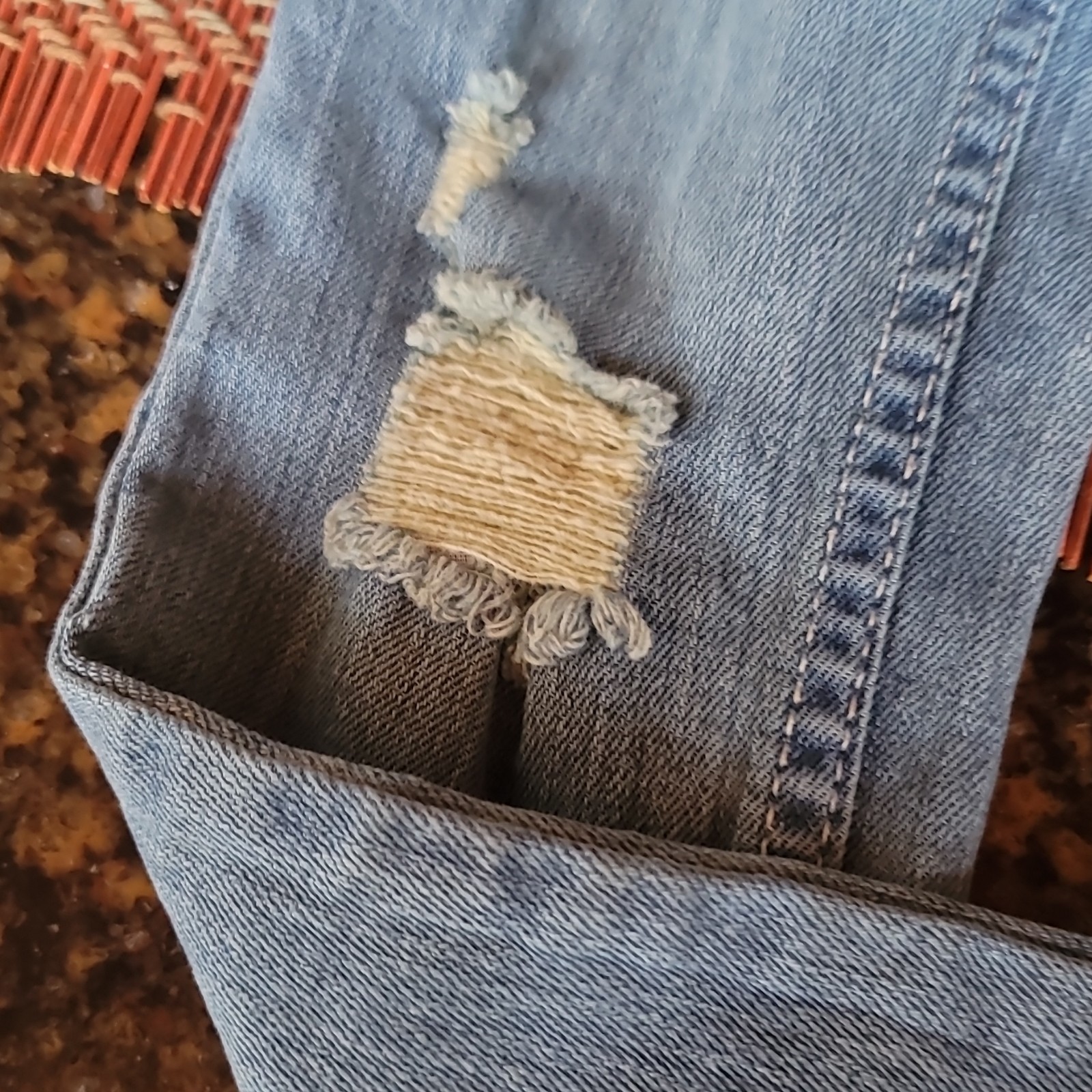 Levi’s Girls Skinny Taper Distressed Jeans Adjustable Waist Blue 8 REG W24 L25