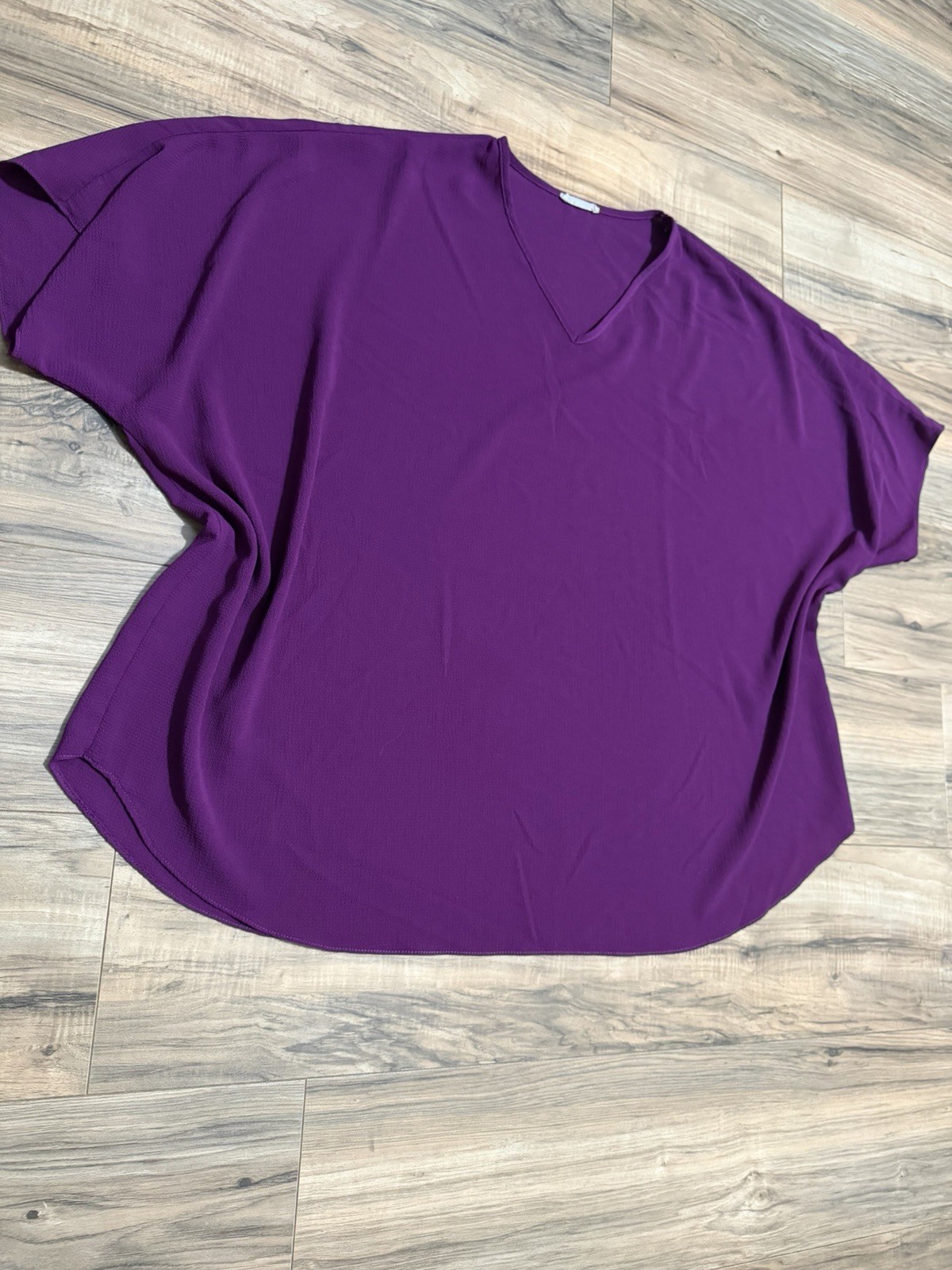 Women’s Purple Polyester Blend Woven V-Neck Dolman Short Sleeve Blouse