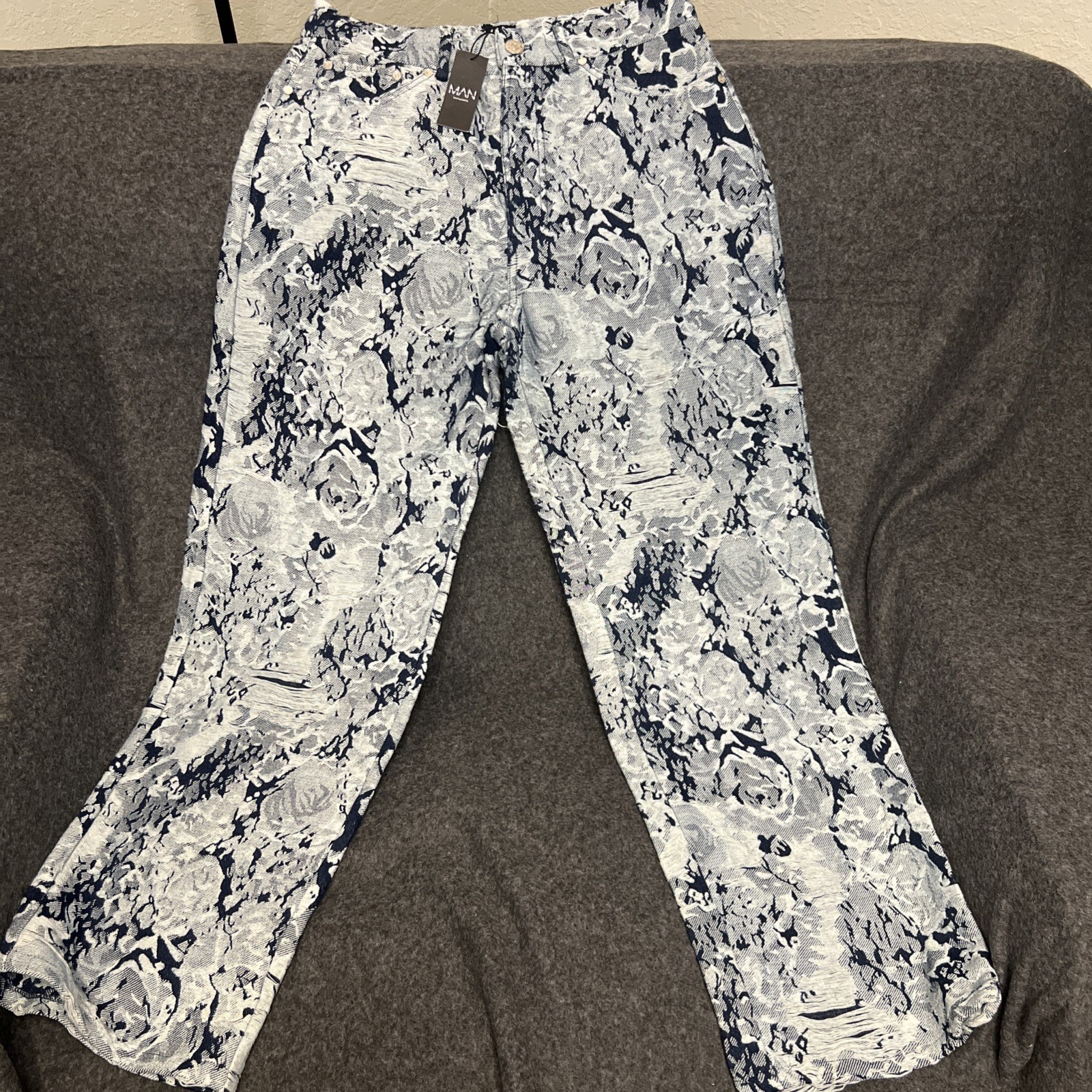 BoohooMAN Jeans with A Black and White Abstract Print In US Size 32. NWT