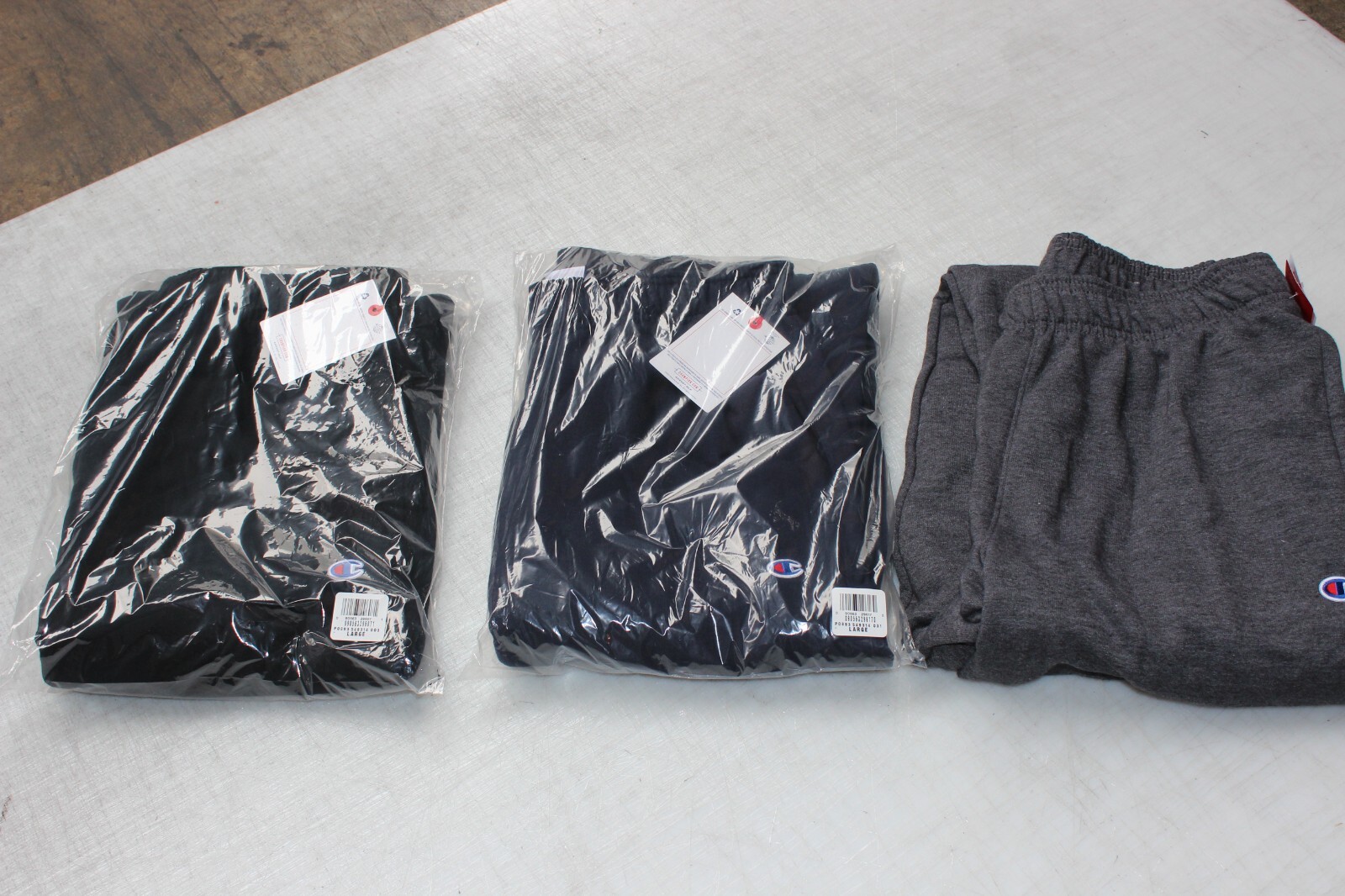 Champion Powerblend Fleece Men’s Slim Fit Sweatpants