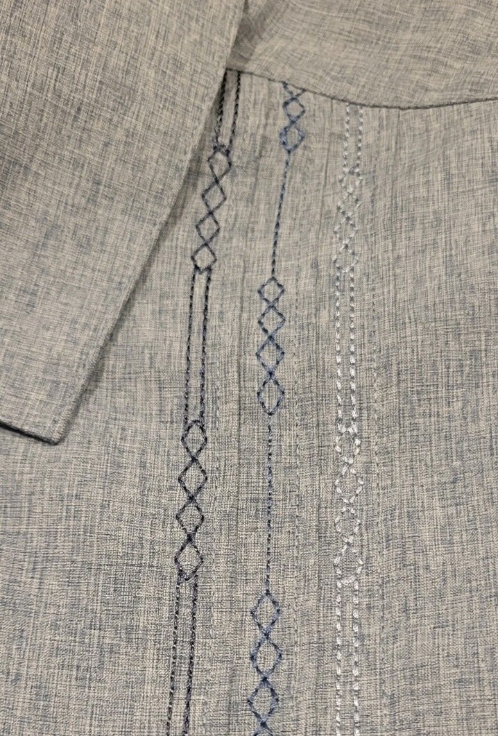 Cubavera Men’s Soft Touch Embroidered Button Down Shirt Dress Blues Size L NWT