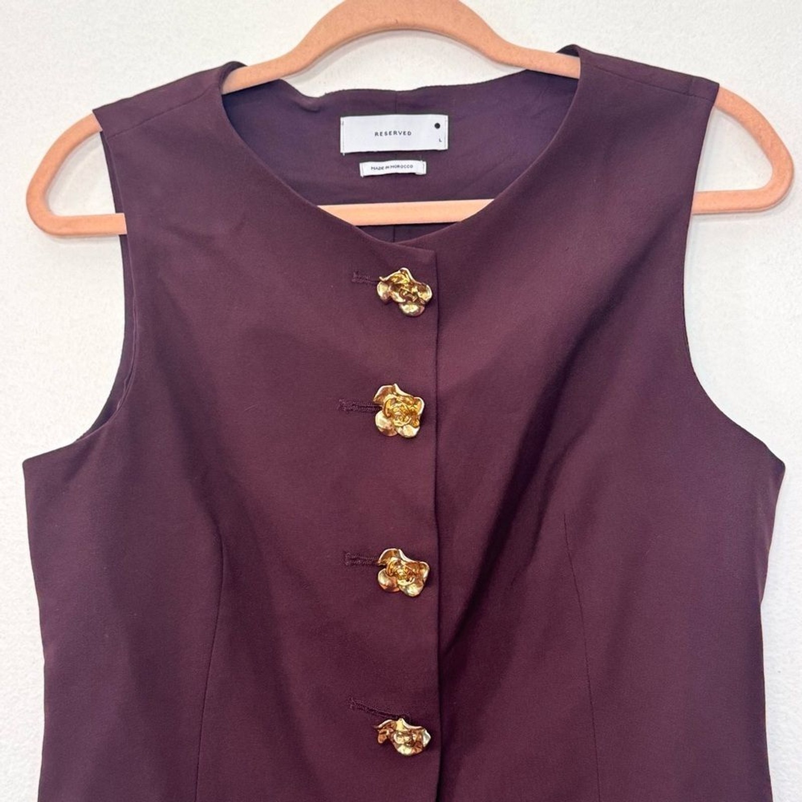 Reserved Burgundy Sleeveless Blouse Vest with Gold Accents Sz L