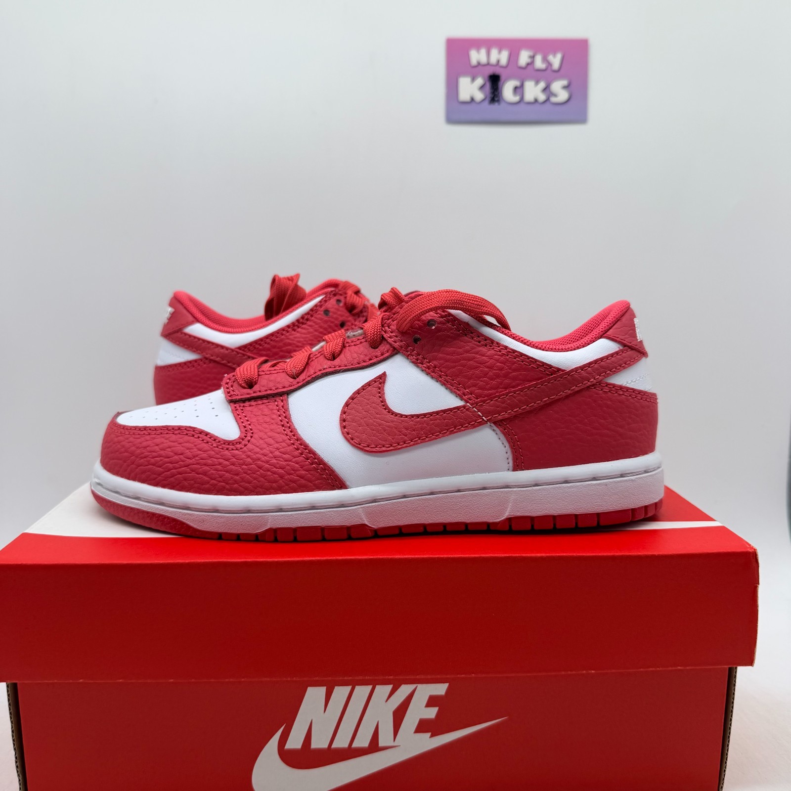Size 2Y Nike Dunk Low PS White & Archaeo Pink New (With Box) DC9564-111