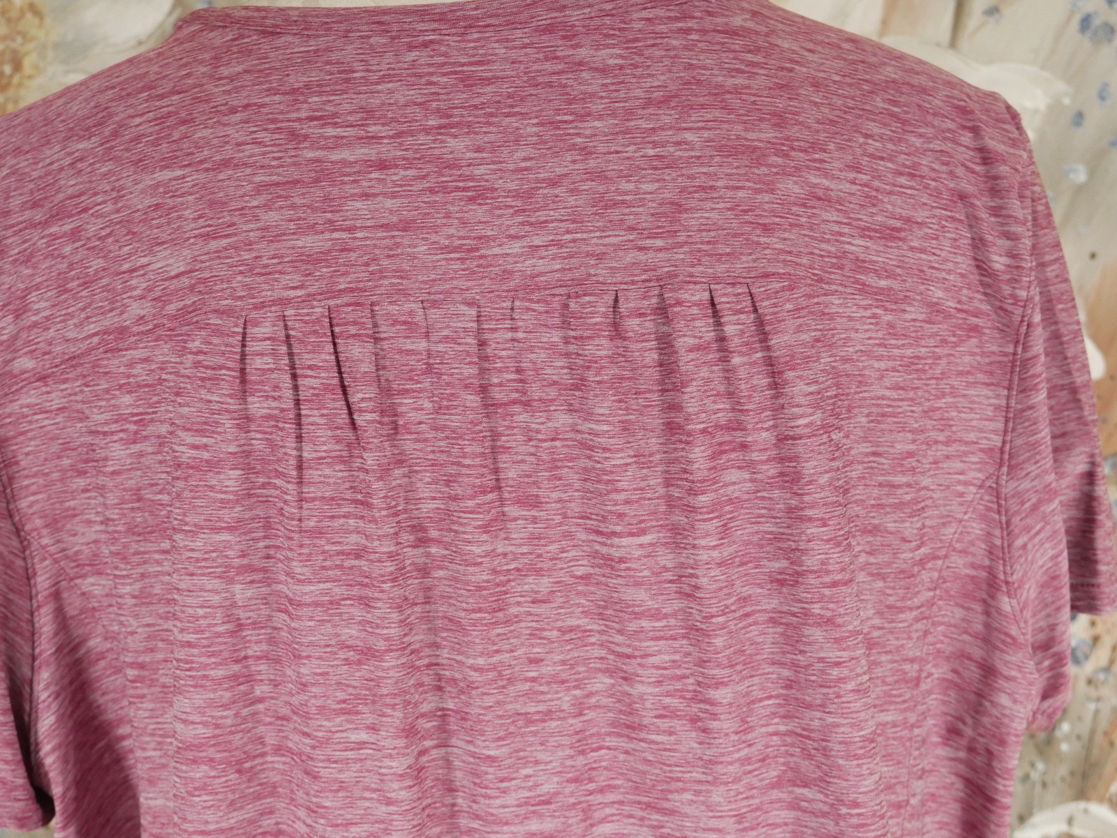 EUC DULUTH TRADING RED VIOLET HEATHER ARMACHILLO XXL S/S PULLOVER V-NECK SHIRT