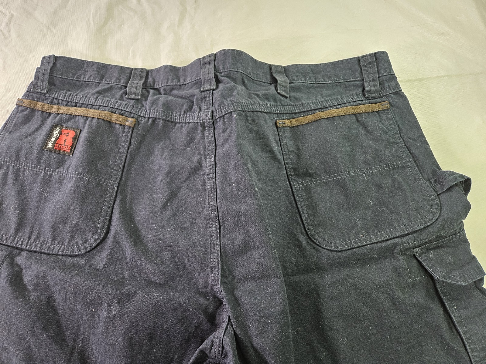 Wrangler Riggs Workwear Carpenter Short Men 44×10.5″ Blue Hammer Loop Canvas