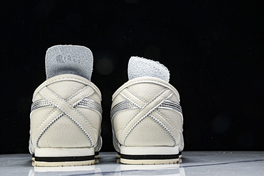 Onits*ka Tiger Mexico66 SD Birch Silver 1183A592-200 Unisex Size 4-11